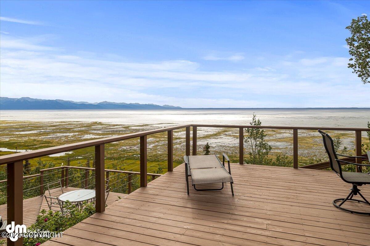 6222 W Dimond Boulevard