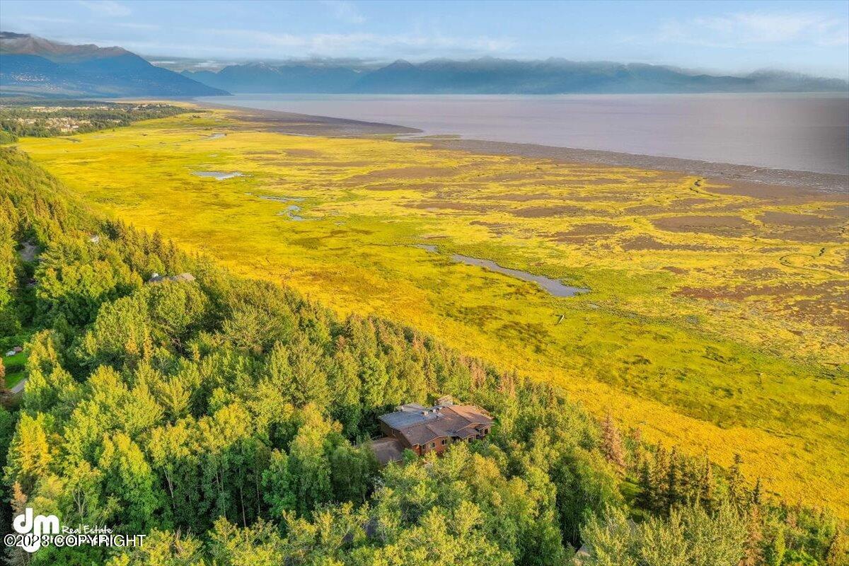 6222 W Dimond Boulevard