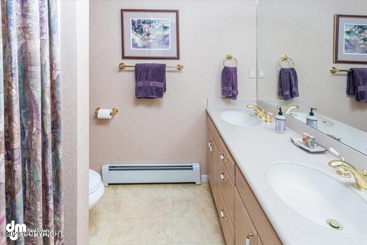 6222 W Dimond Boulevard