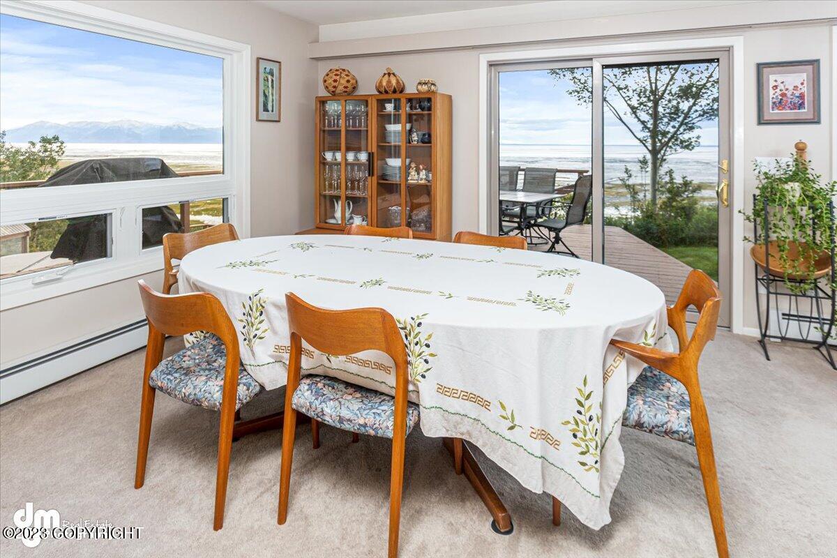 6222 W Dimond Boulevard