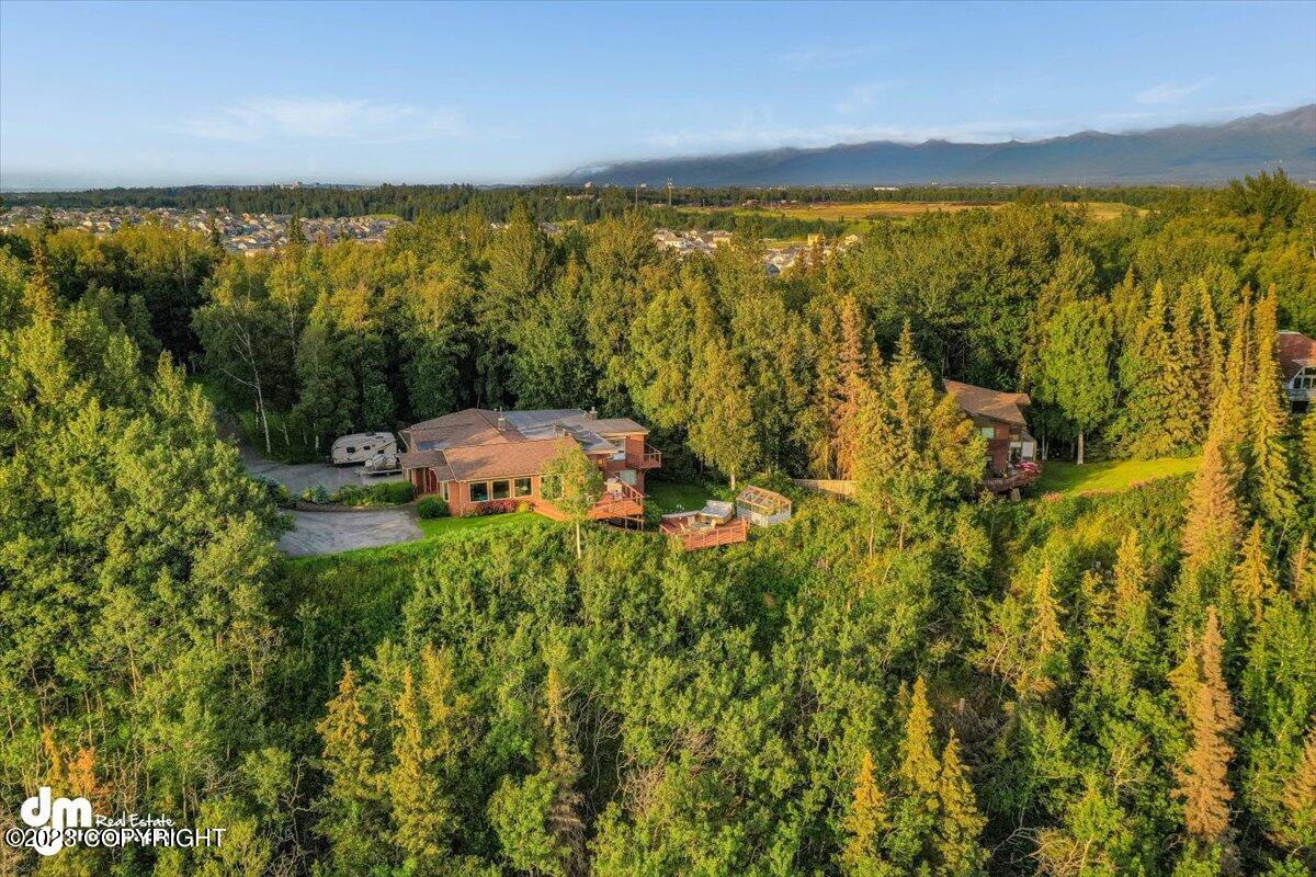 6222 W Dimond Boulevard