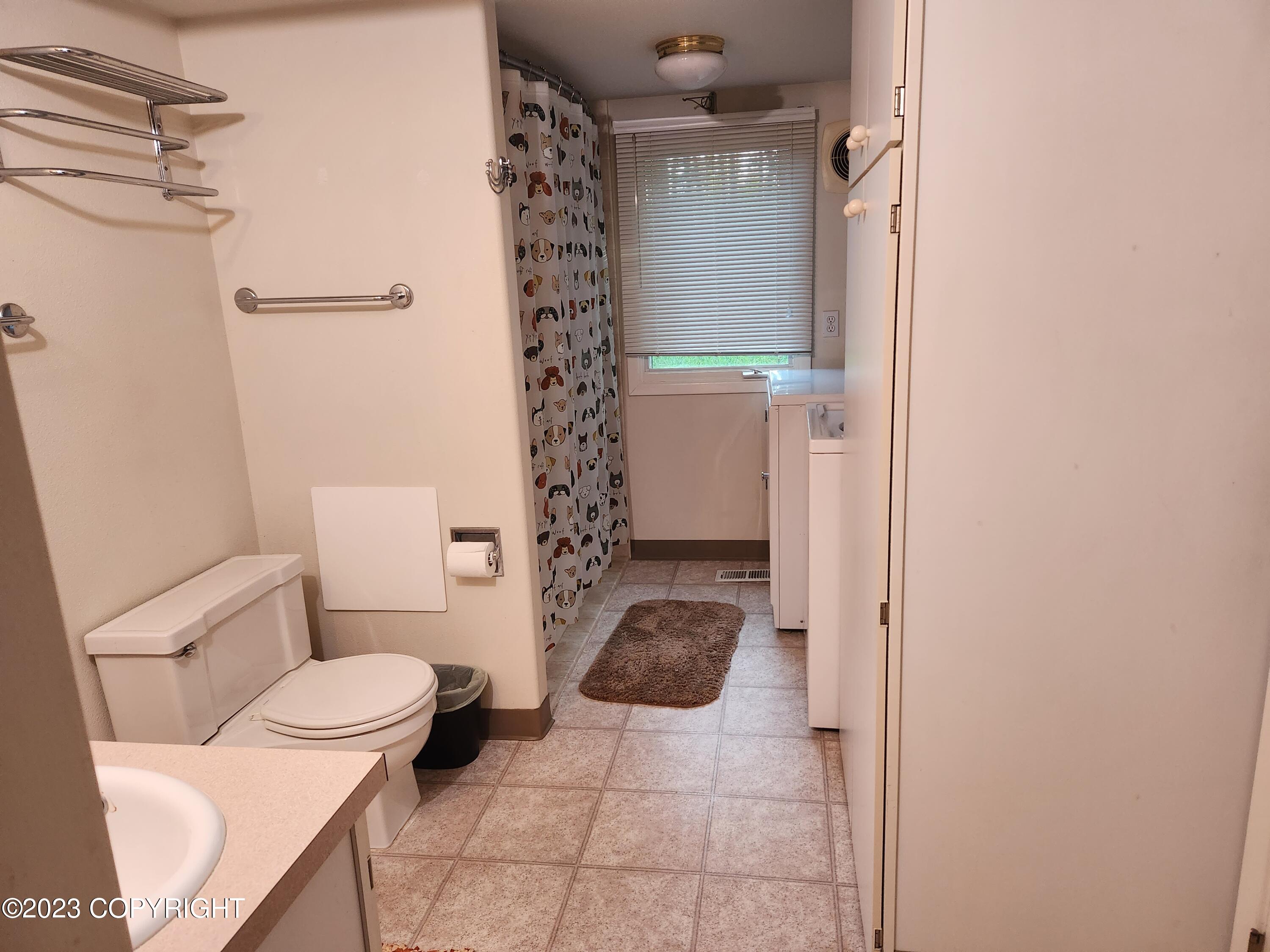 6222 W Dimond Boulevard