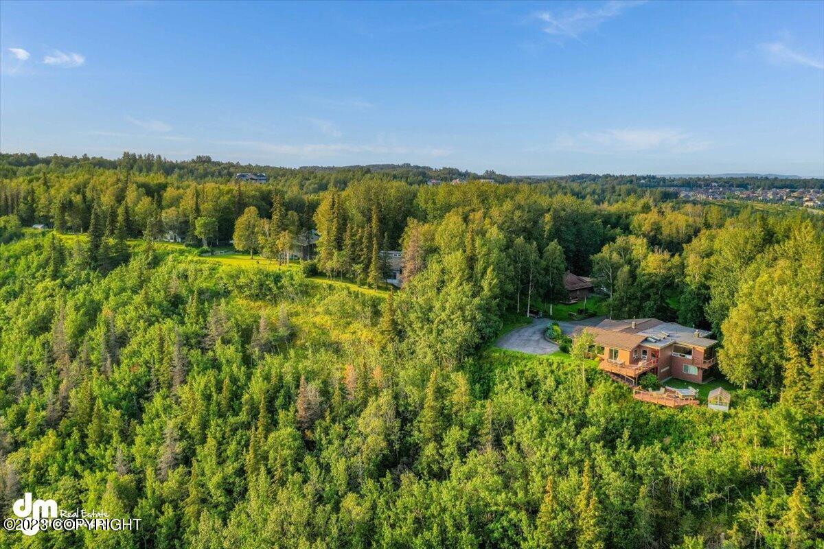 6222 W Dimond Boulevard