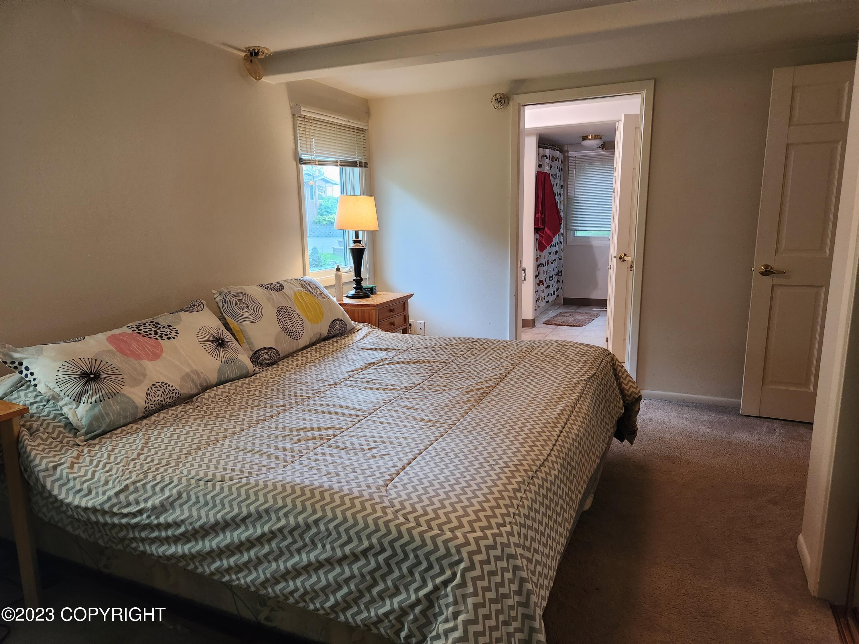 6222 W Dimond Boulevard