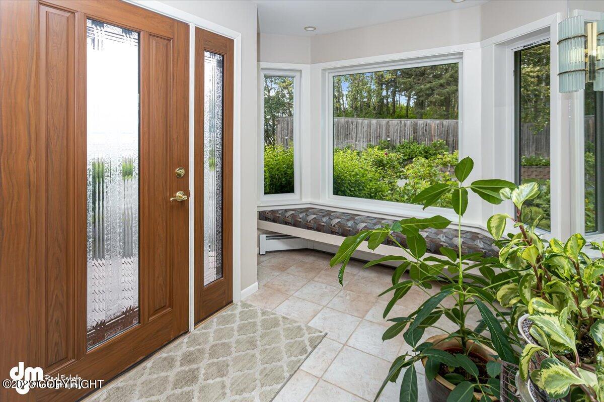 6222 W Dimond Boulevard