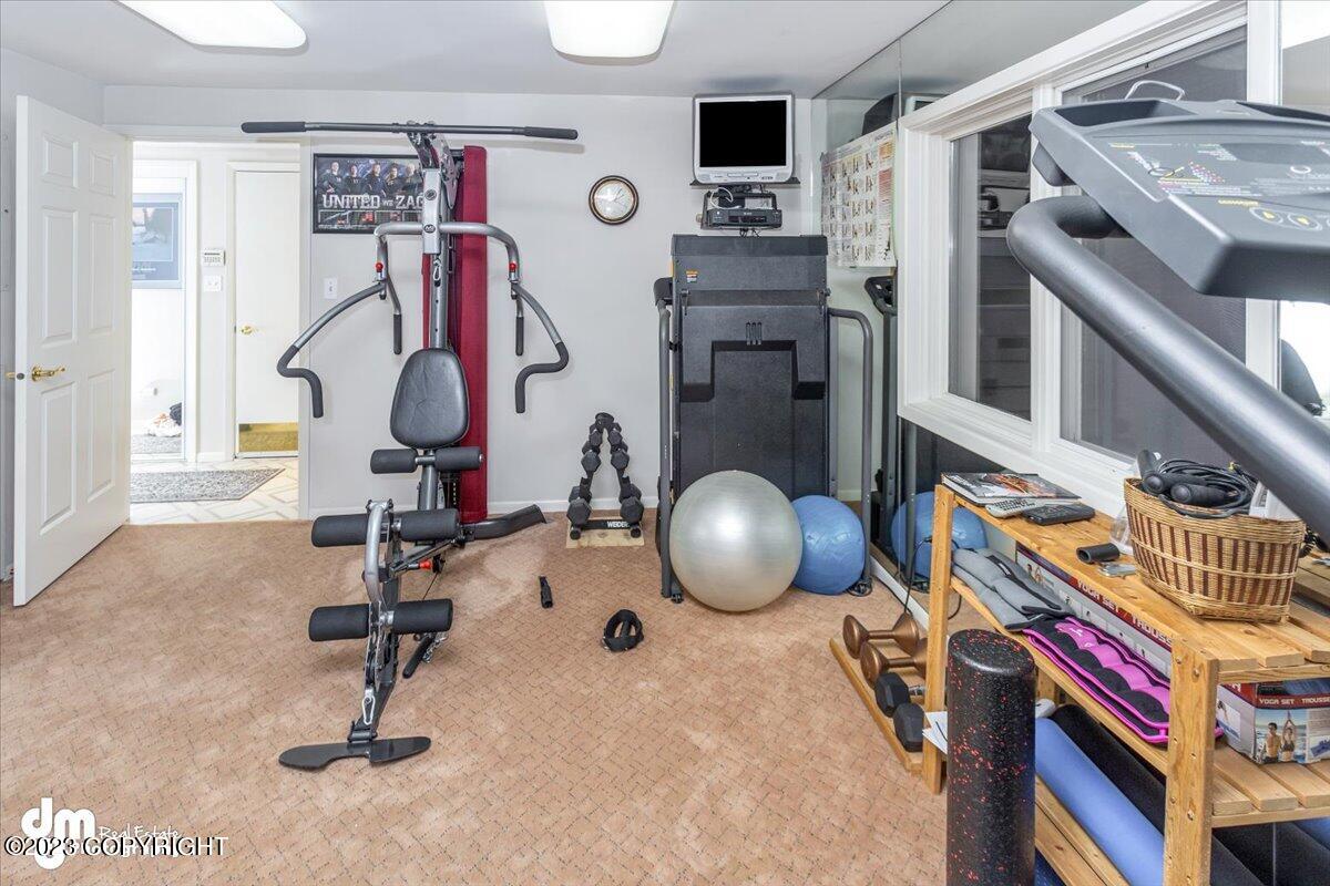 6222 W Dimond Boulevard