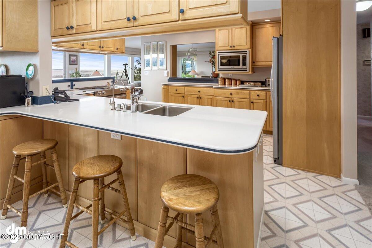 6222 W Dimond Boulevard