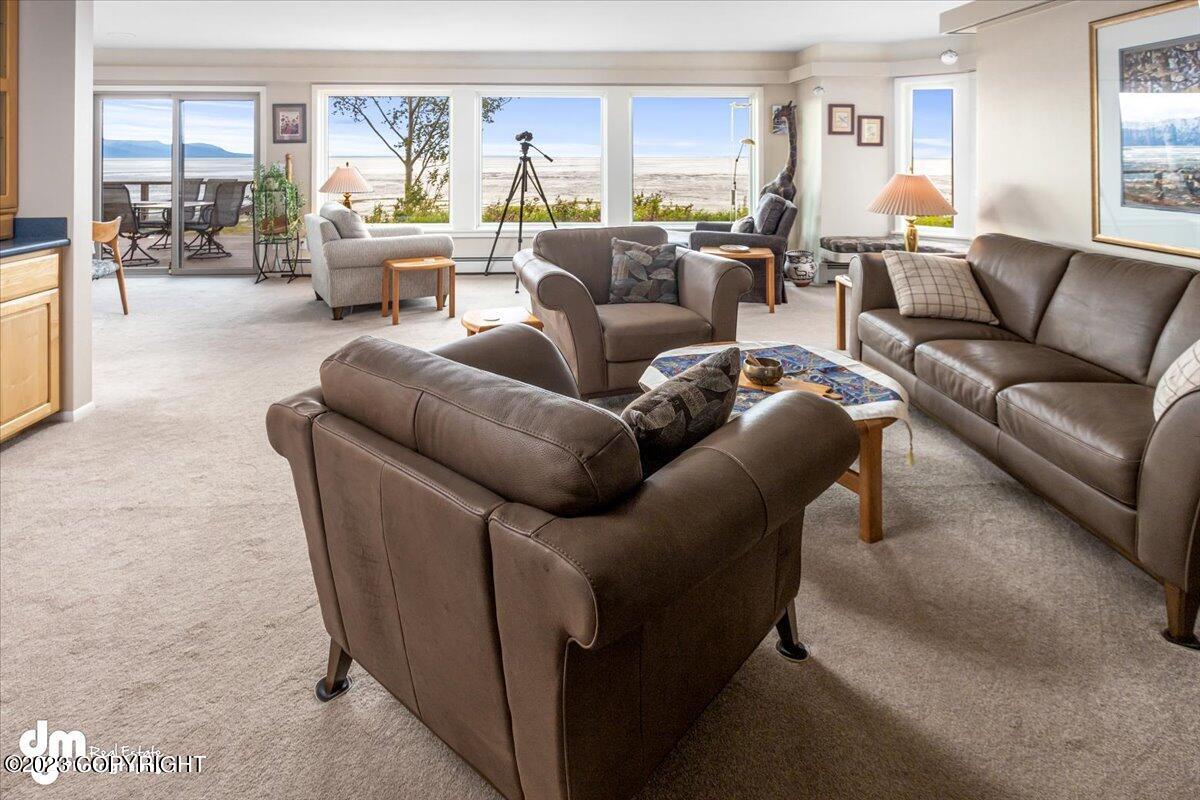 6222 W Dimond Boulevard