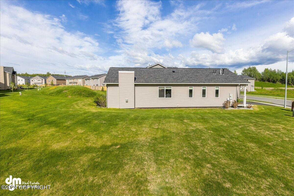 8802 DRY CREEK LOOP Loop