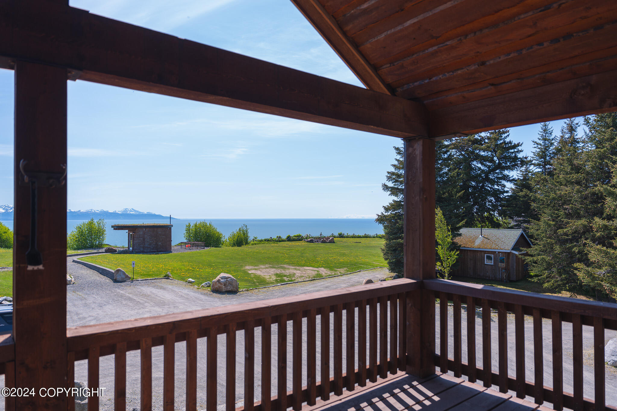 3685 Sterling Highway