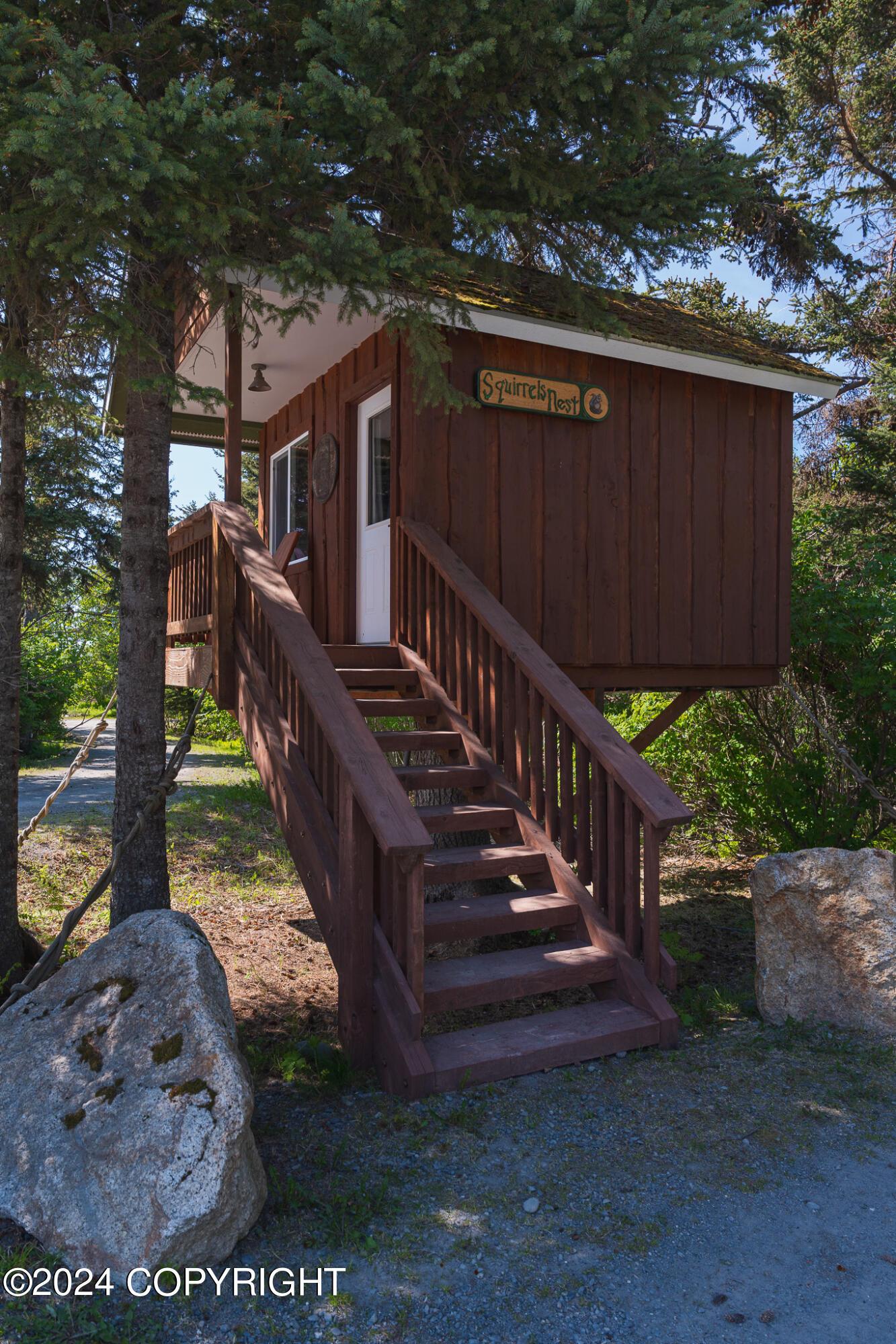 3685 Sterling Highway