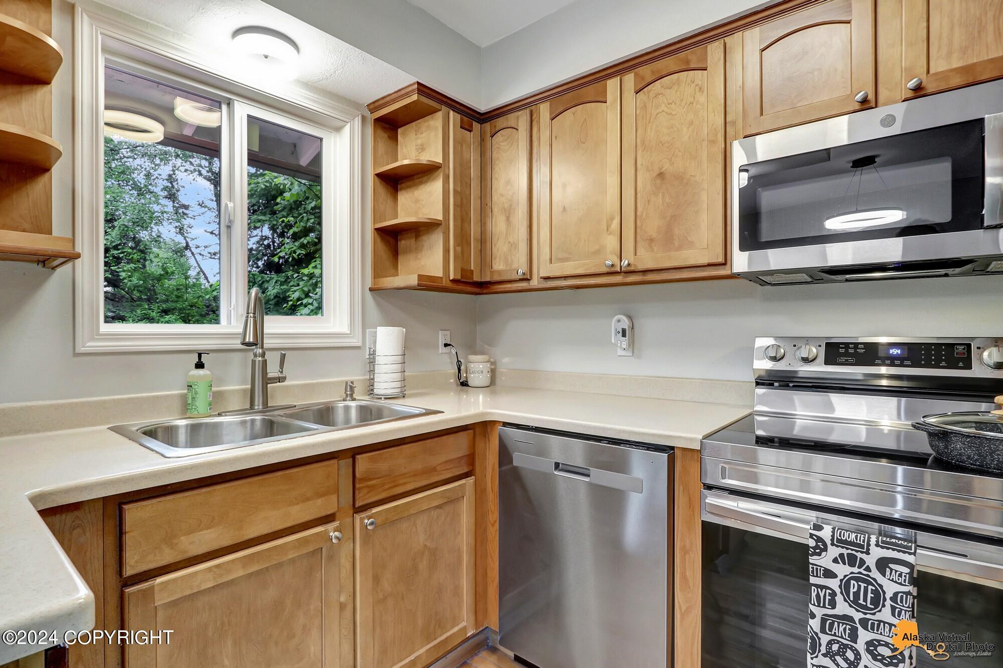 3440 Kachemak Circle