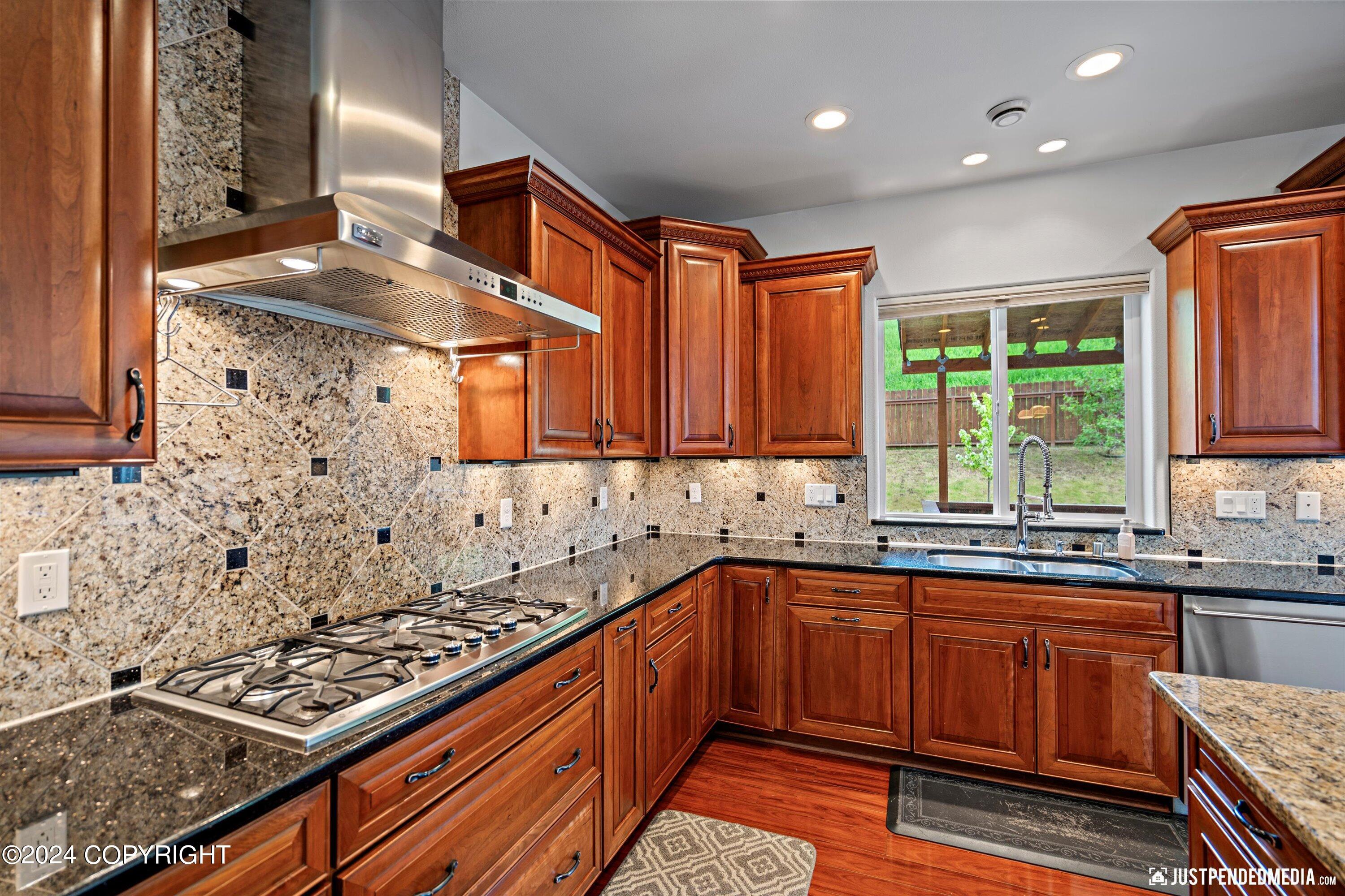 3332 Morgan Loop