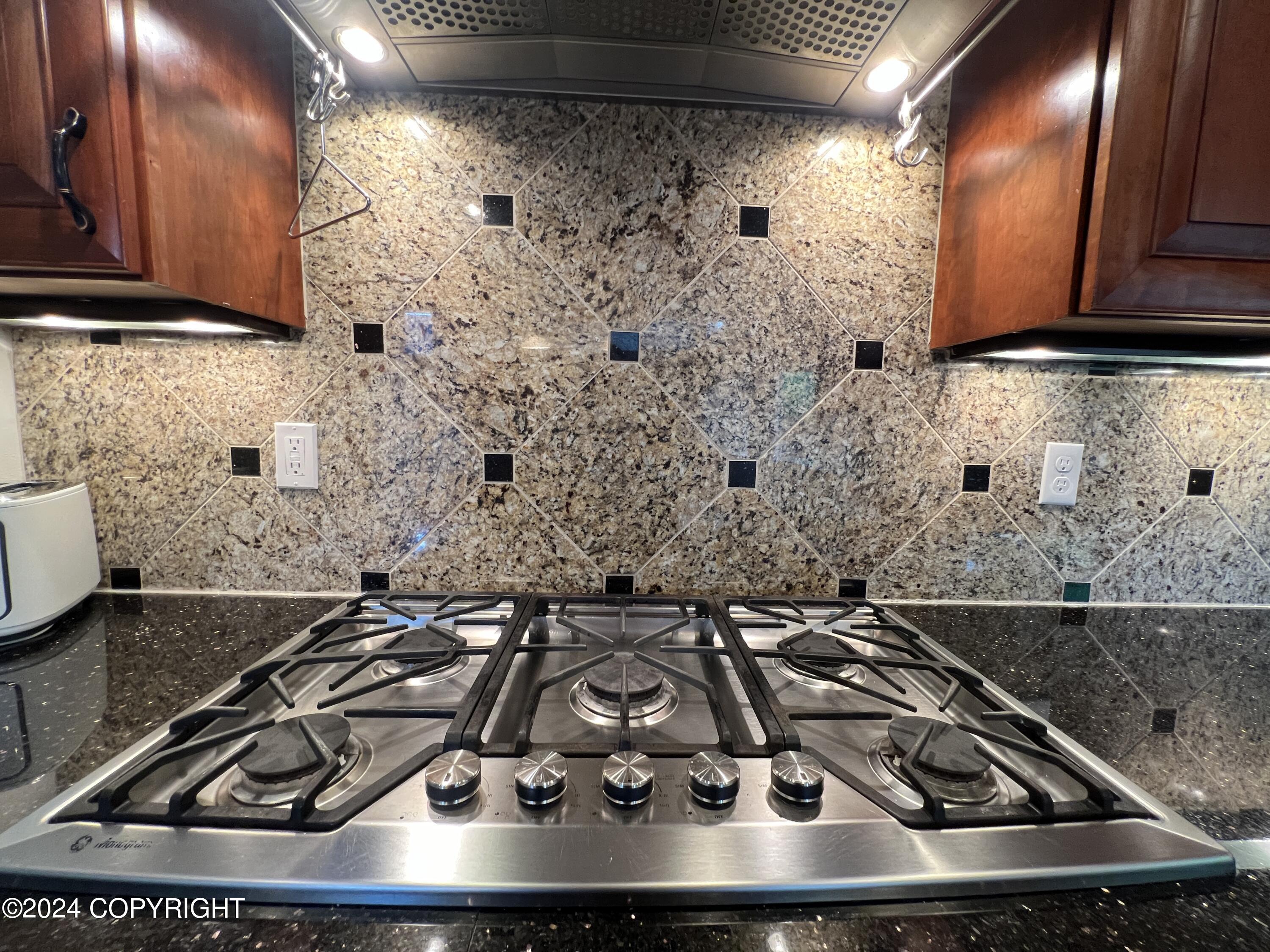 3332 Morgan Loop