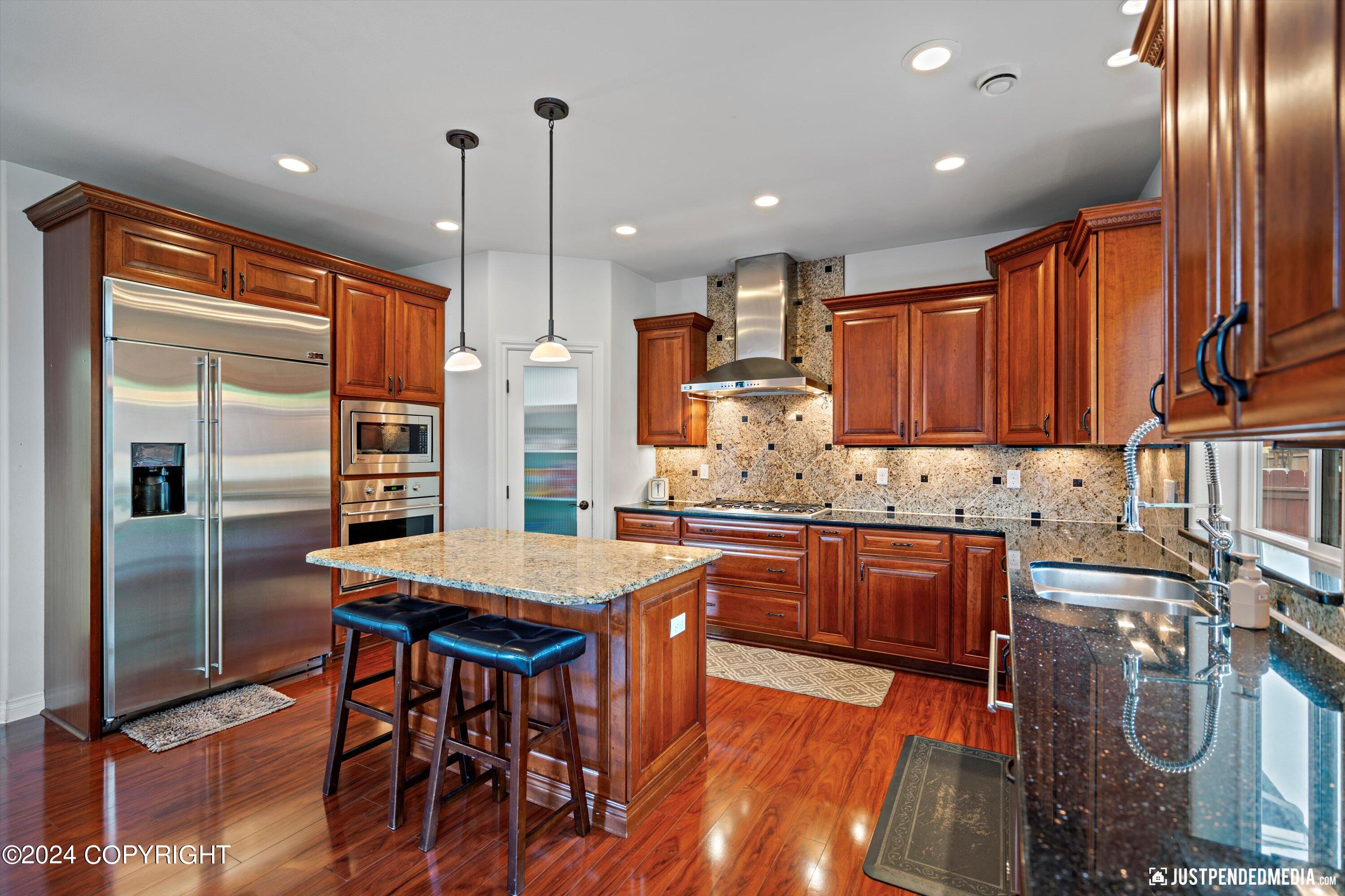 3332 Morgan Loop
