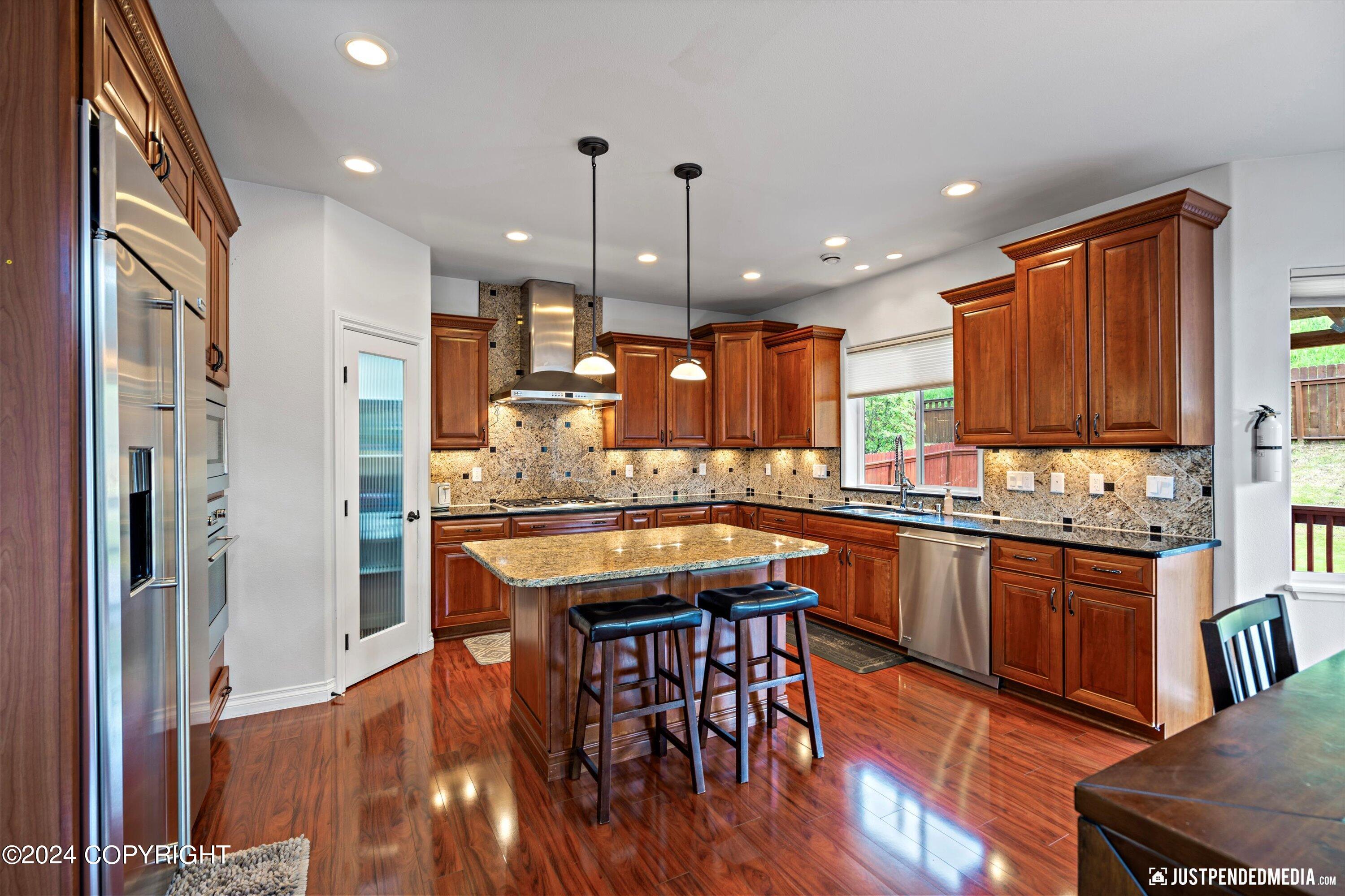 3332 Morgan Loop