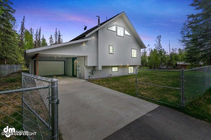 19444 Beverly Avenue