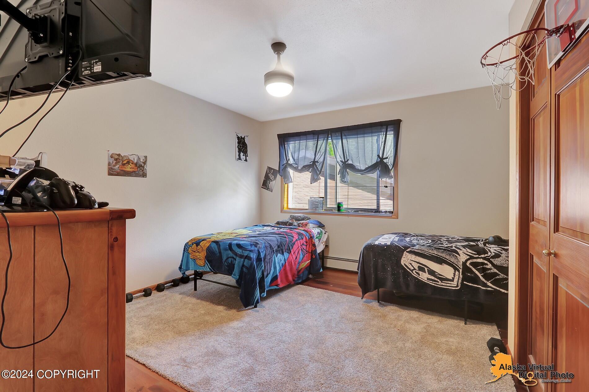 19444 Beverly Avenue