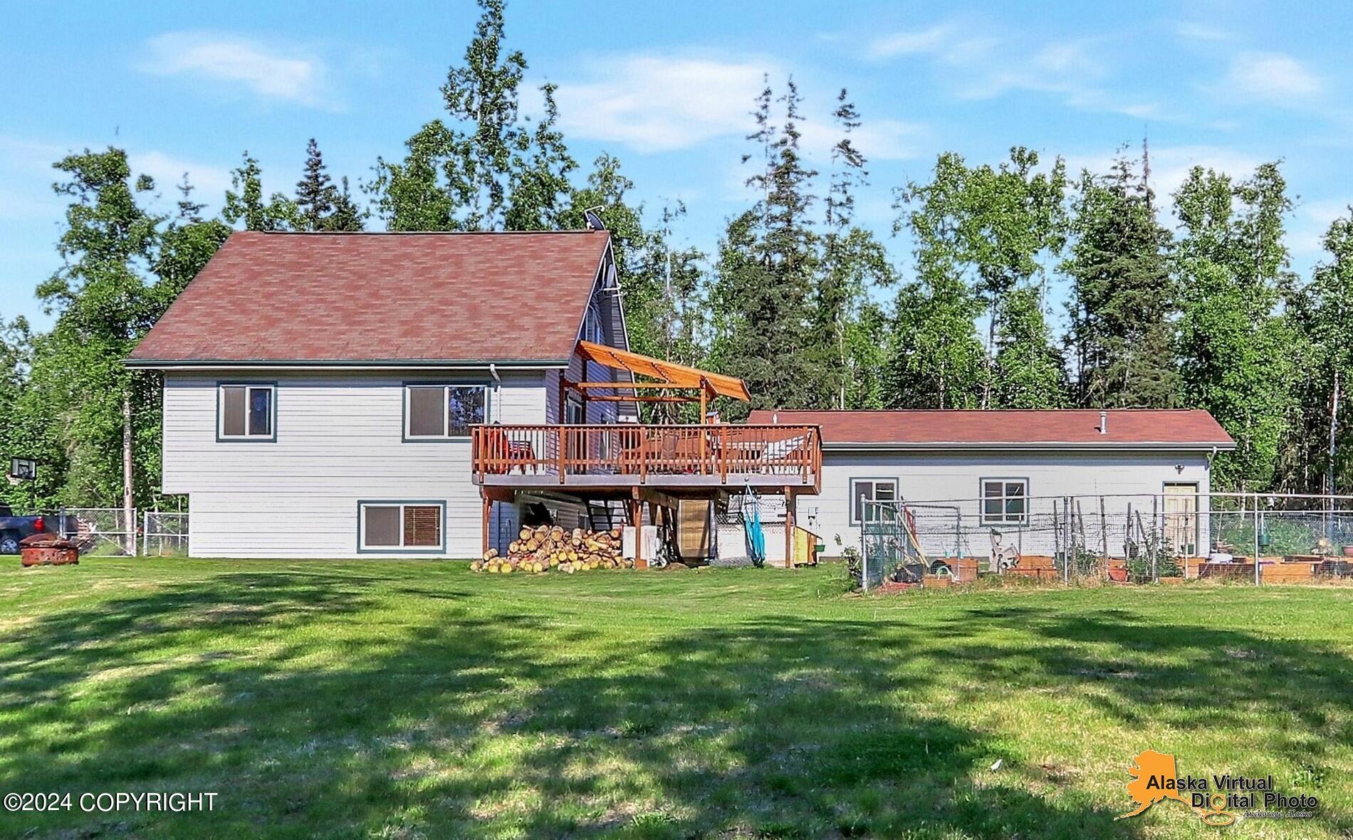 19444 Beverly Avenue