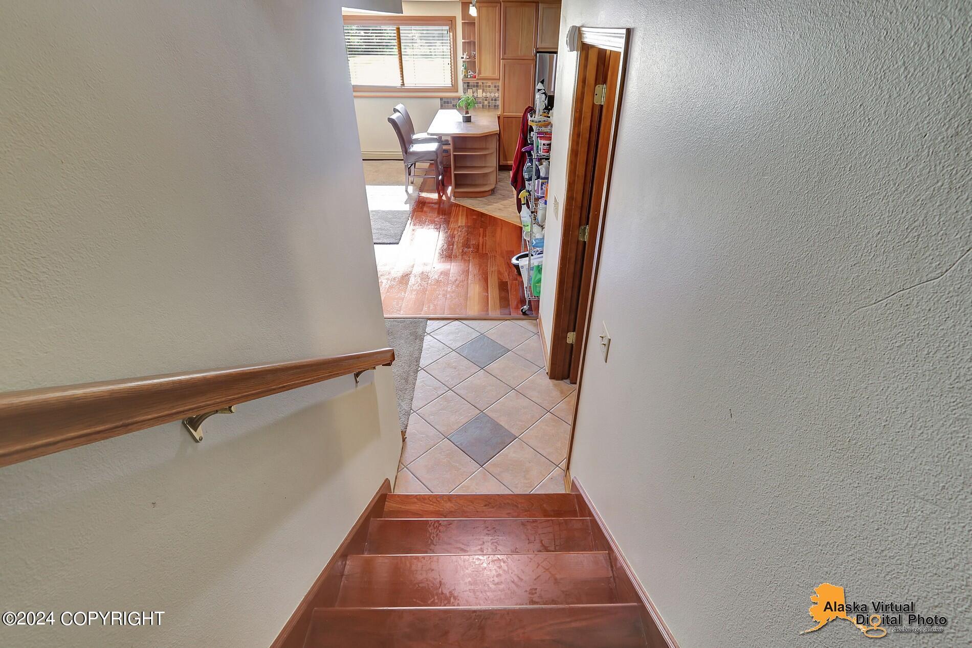 19444 Beverly Avenue