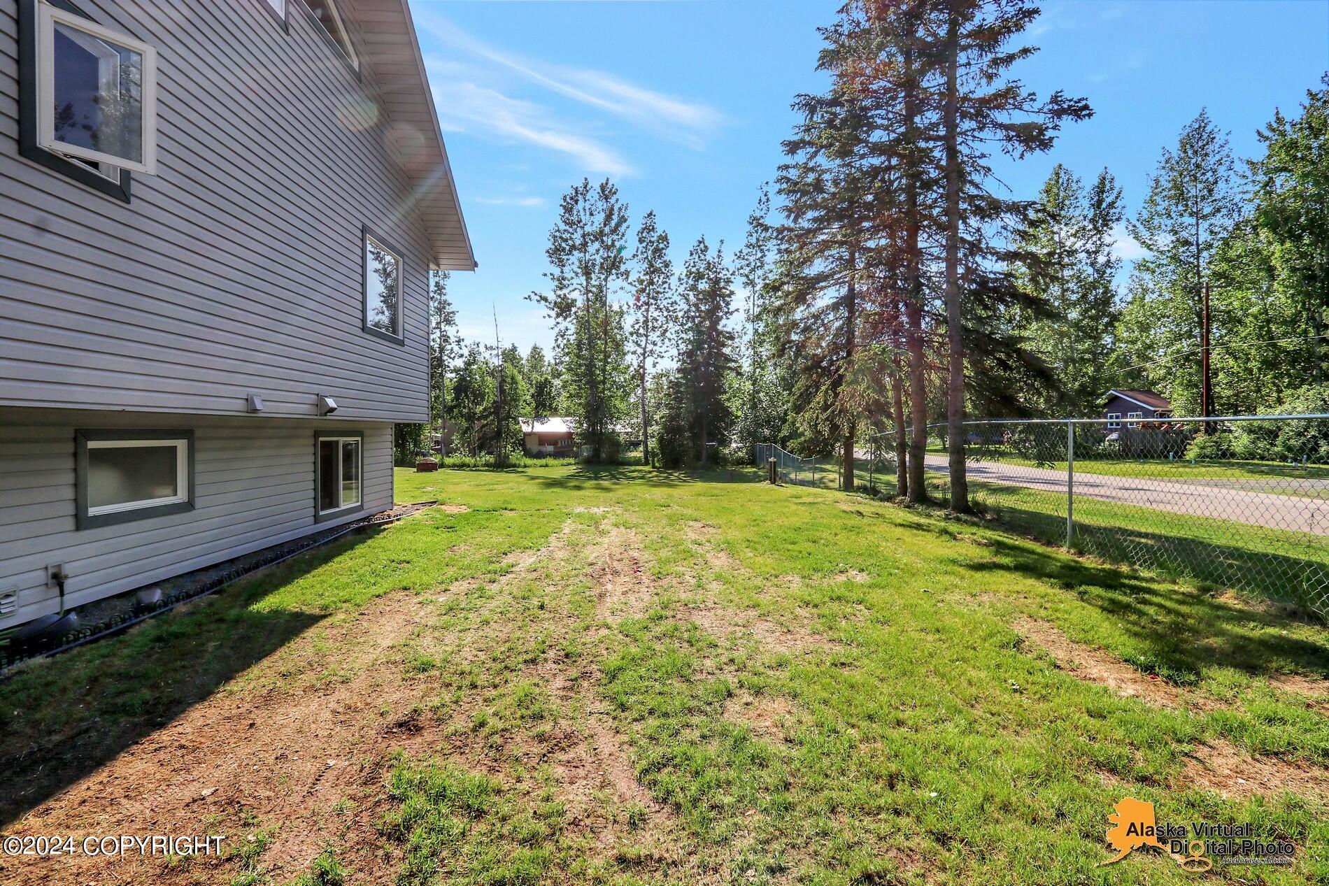 19444 Beverly Avenue