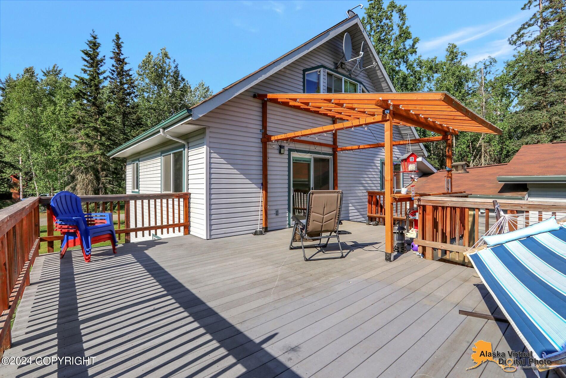 19444 Beverly Avenue