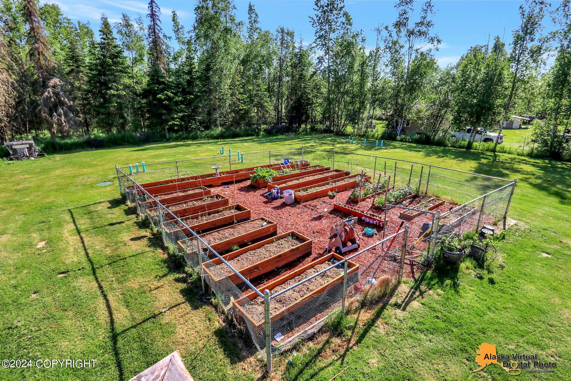 19444 Beverly Avenue