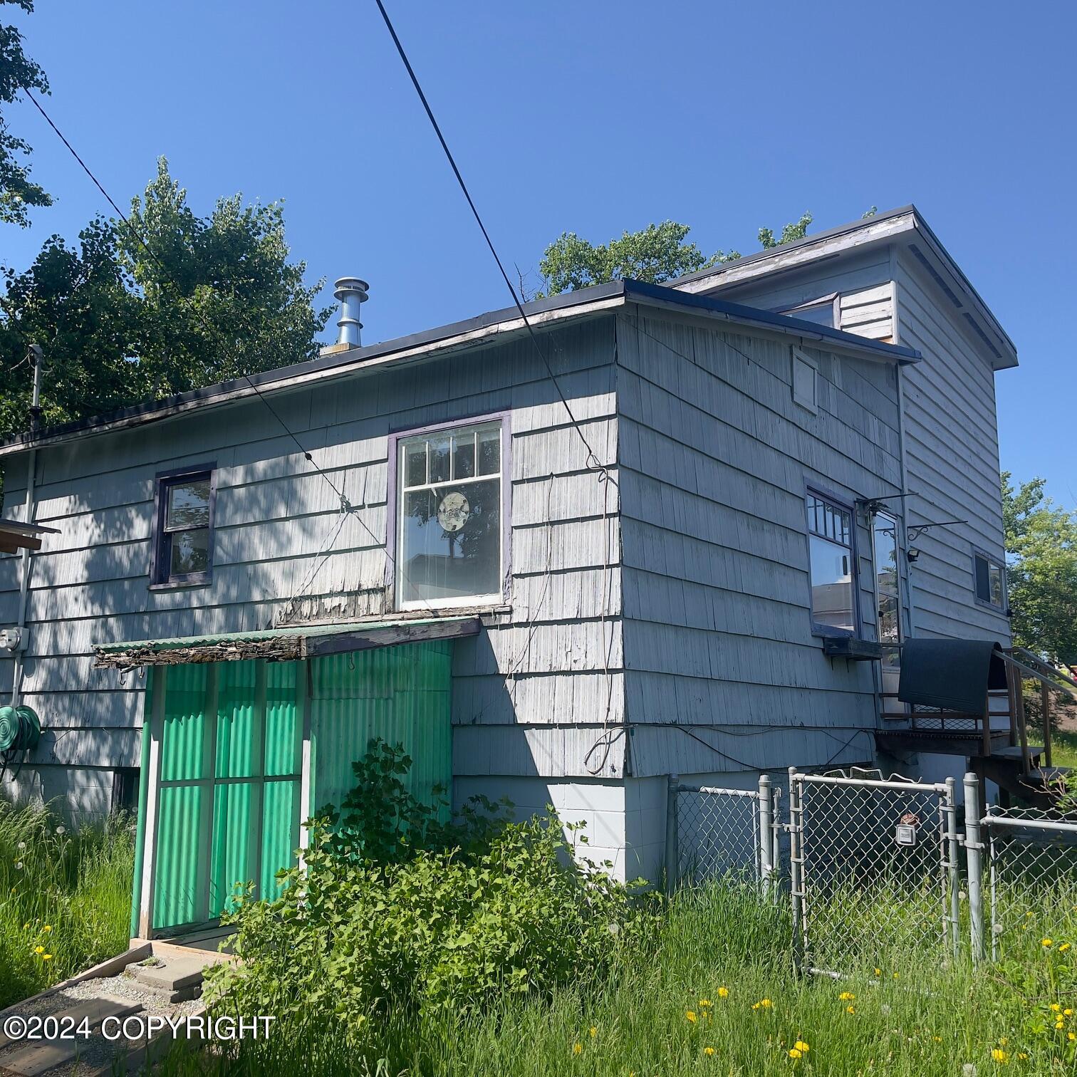 2500 W 29th Avenue