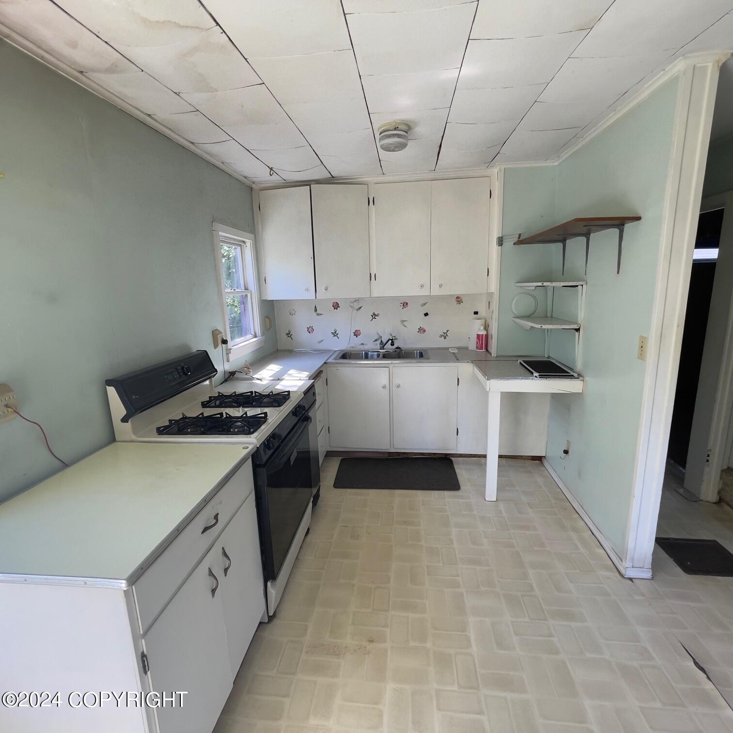 2500 W 29th Avenue