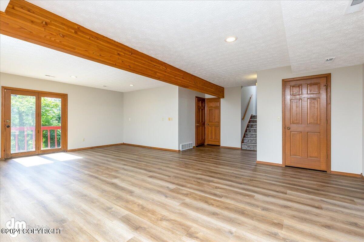 20120 New England Drive