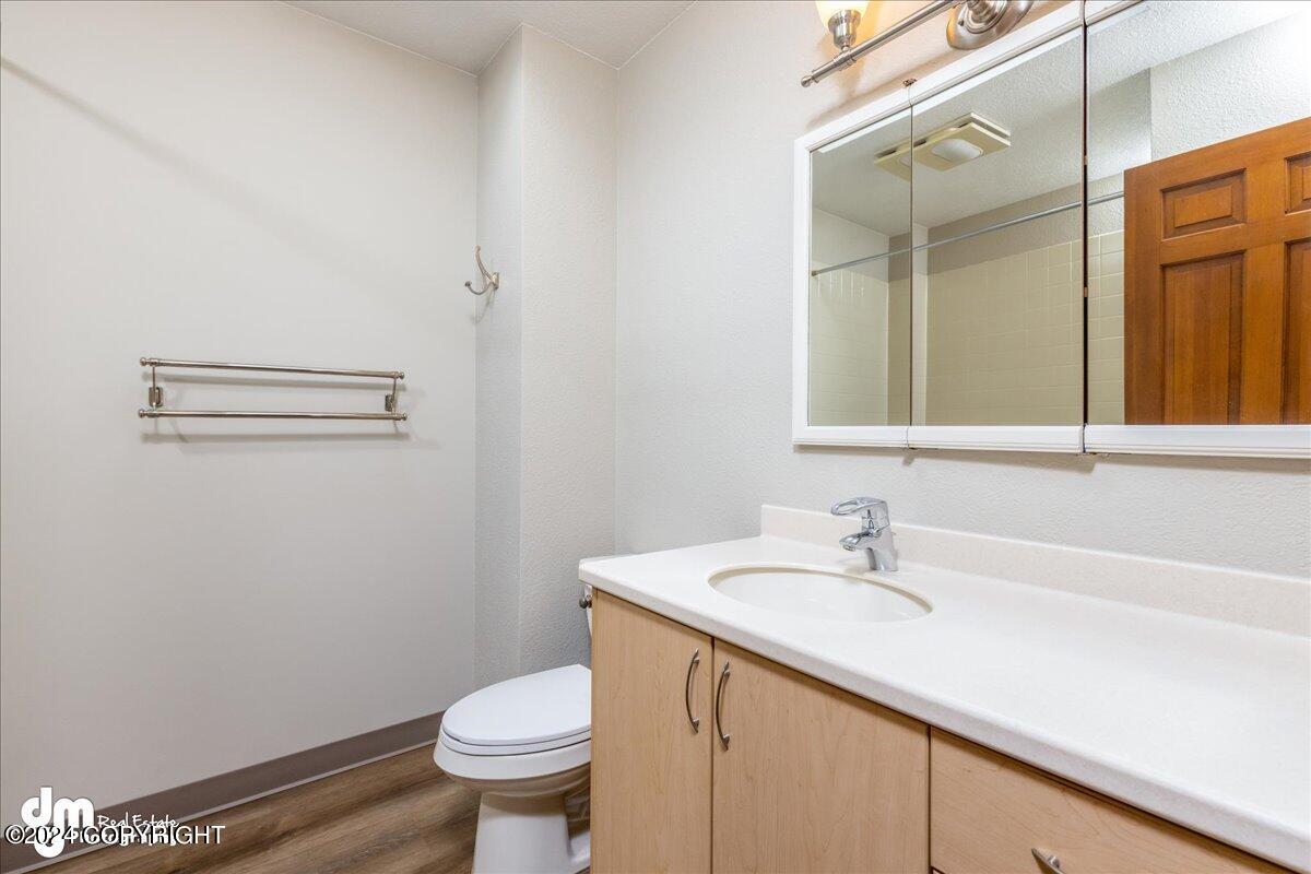 20120 New England Drive