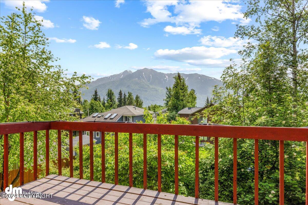 20120 New England Drive