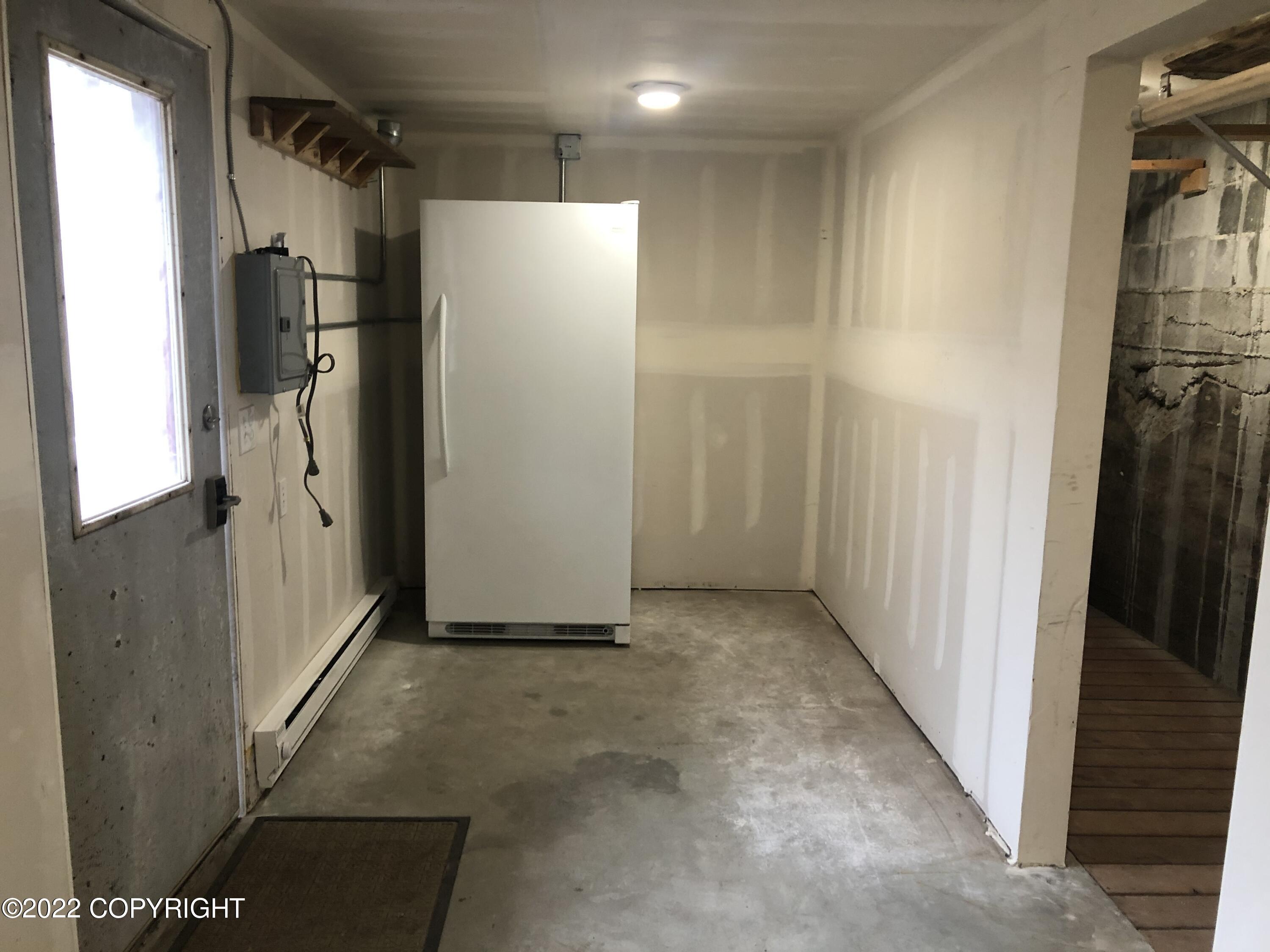 754 W 16th Avenue # 8 Unit: #8