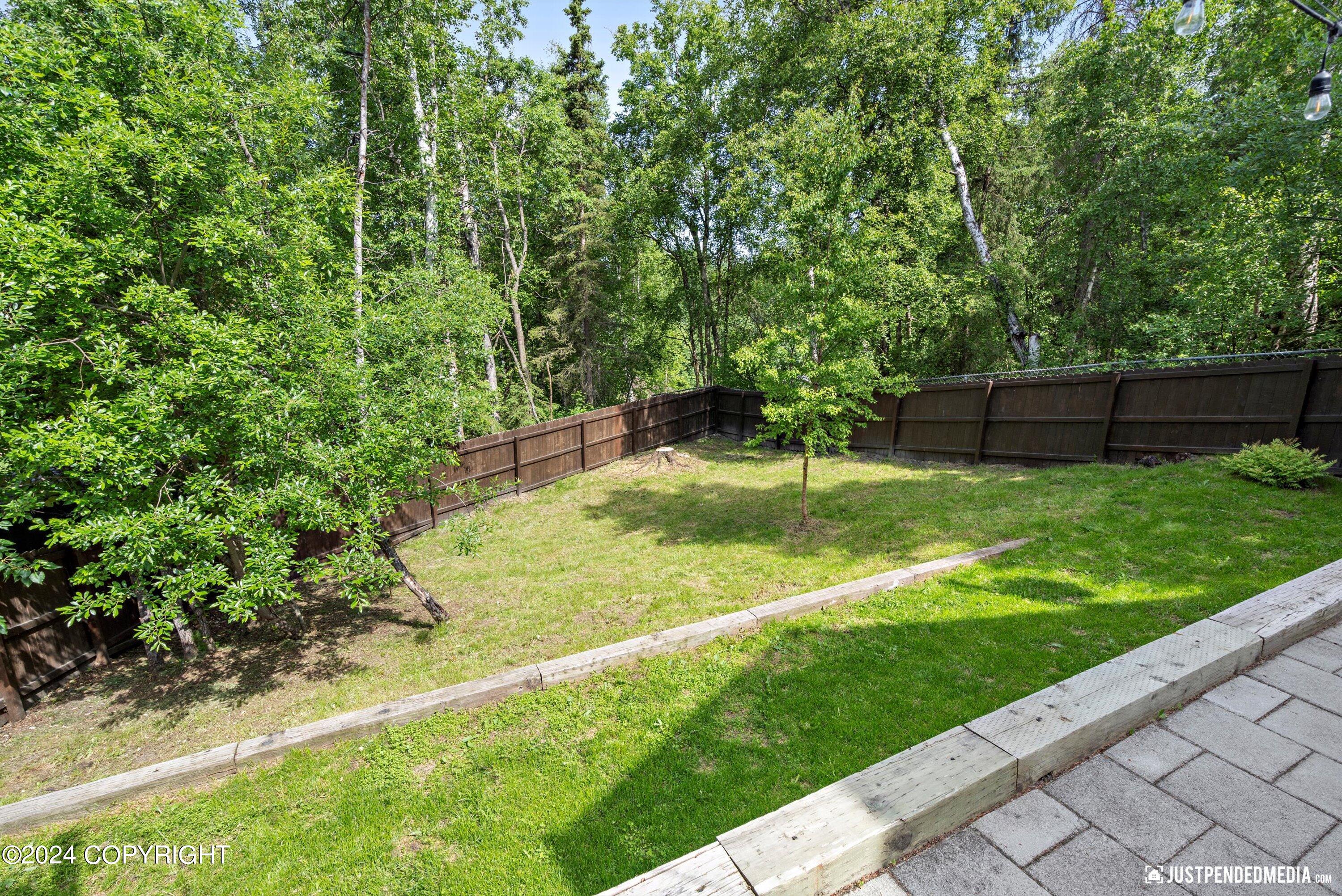 17405 S Juanita Loop