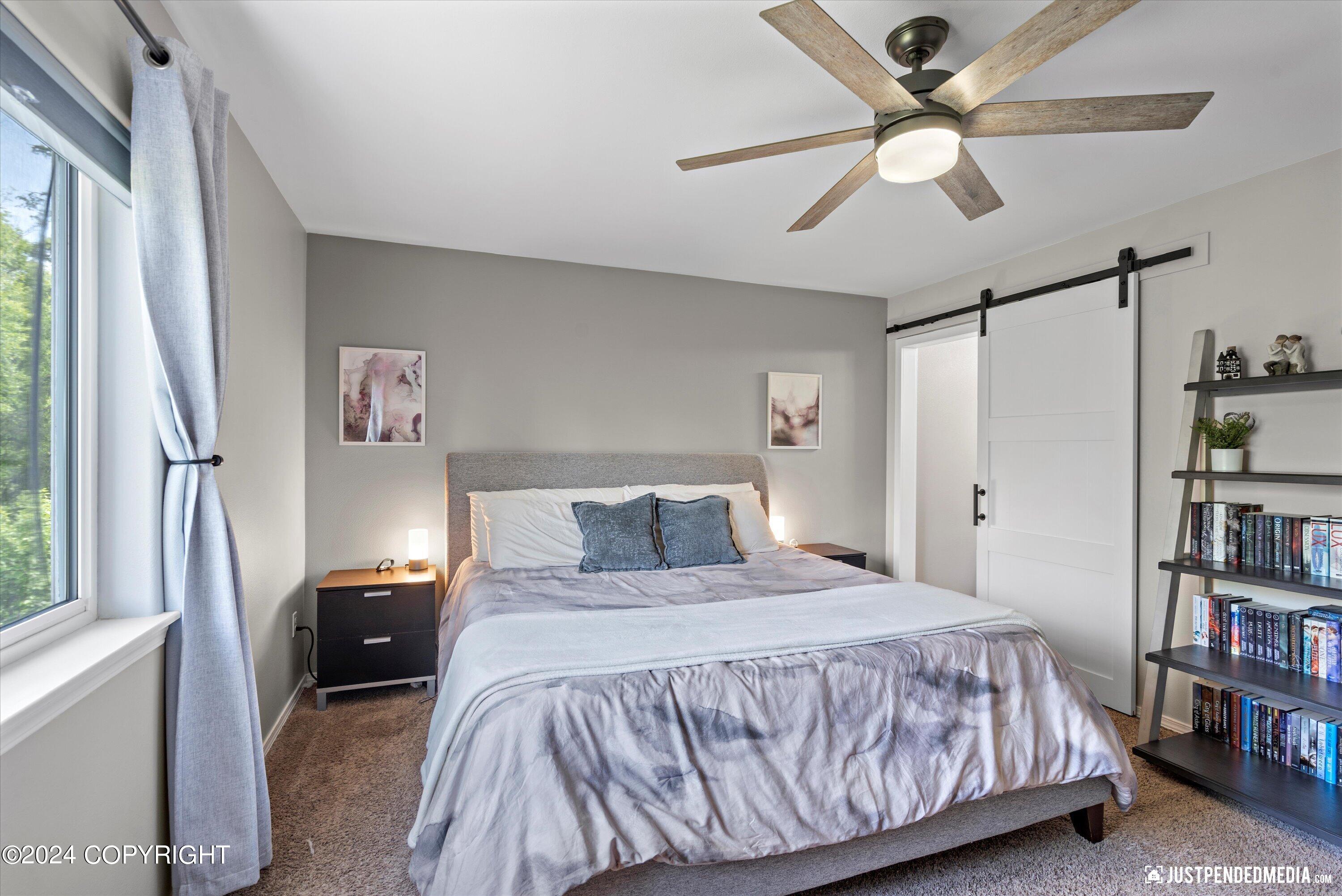 17405 S Juanita Loop