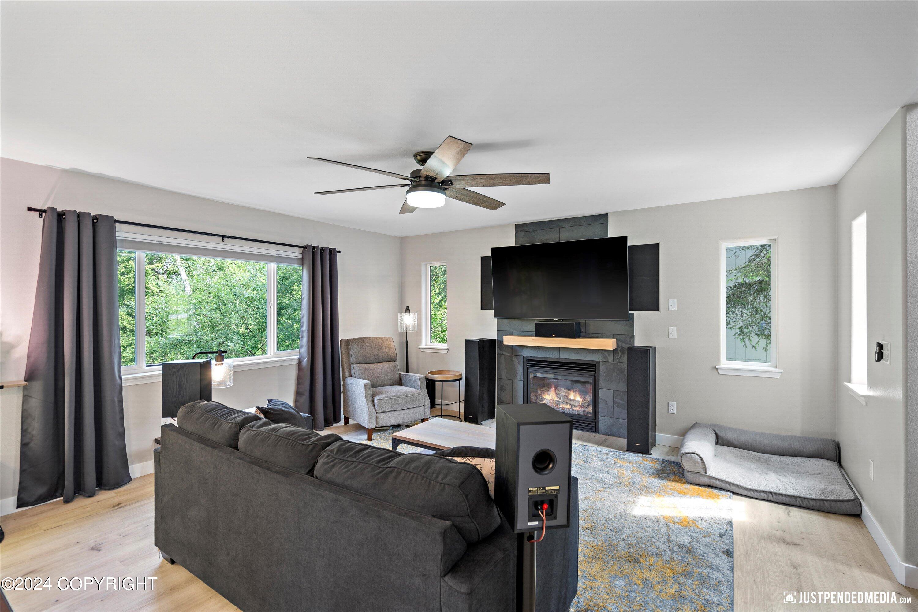 17405 S Juanita Loop