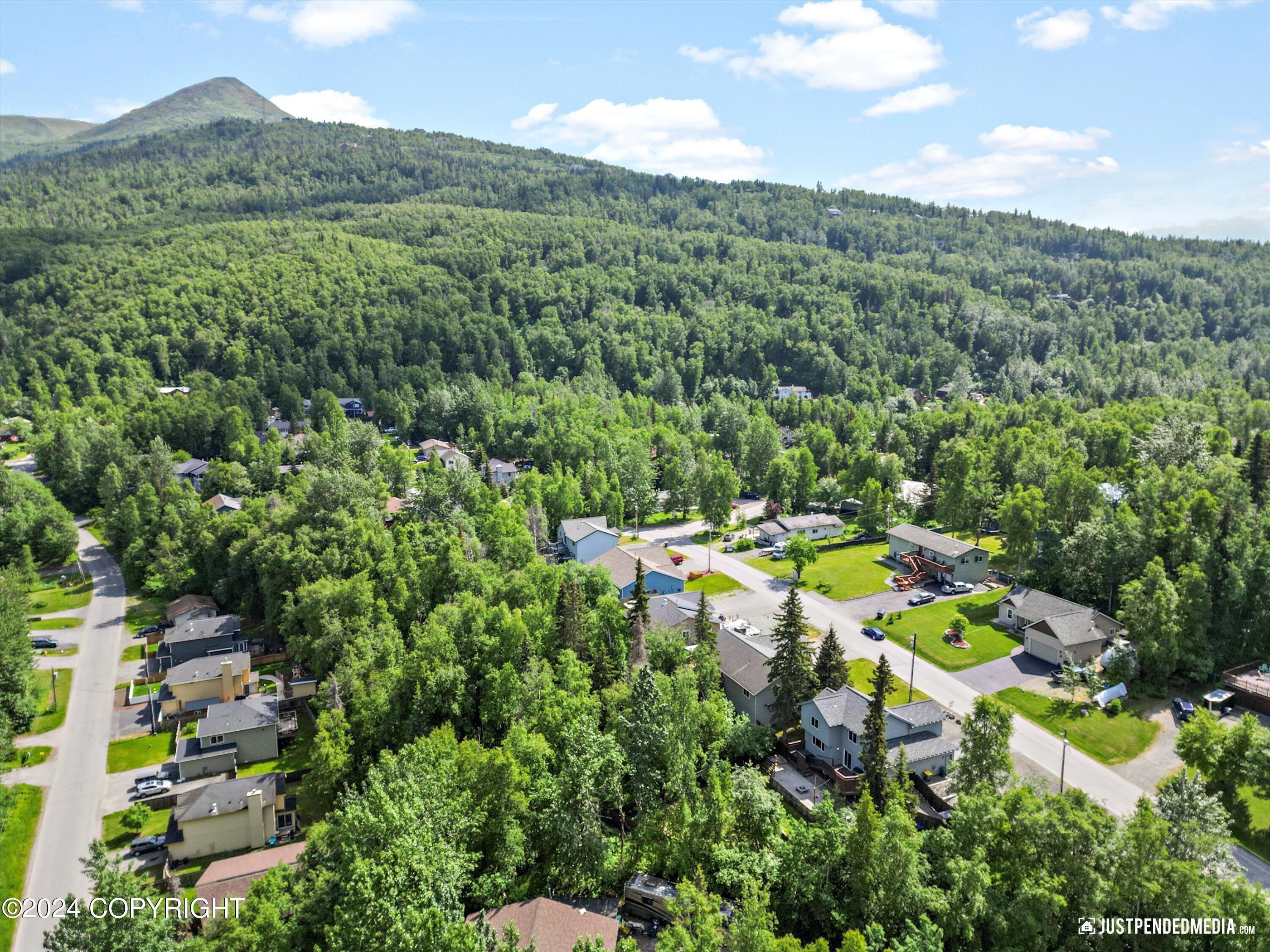 17405 S Juanita Loop