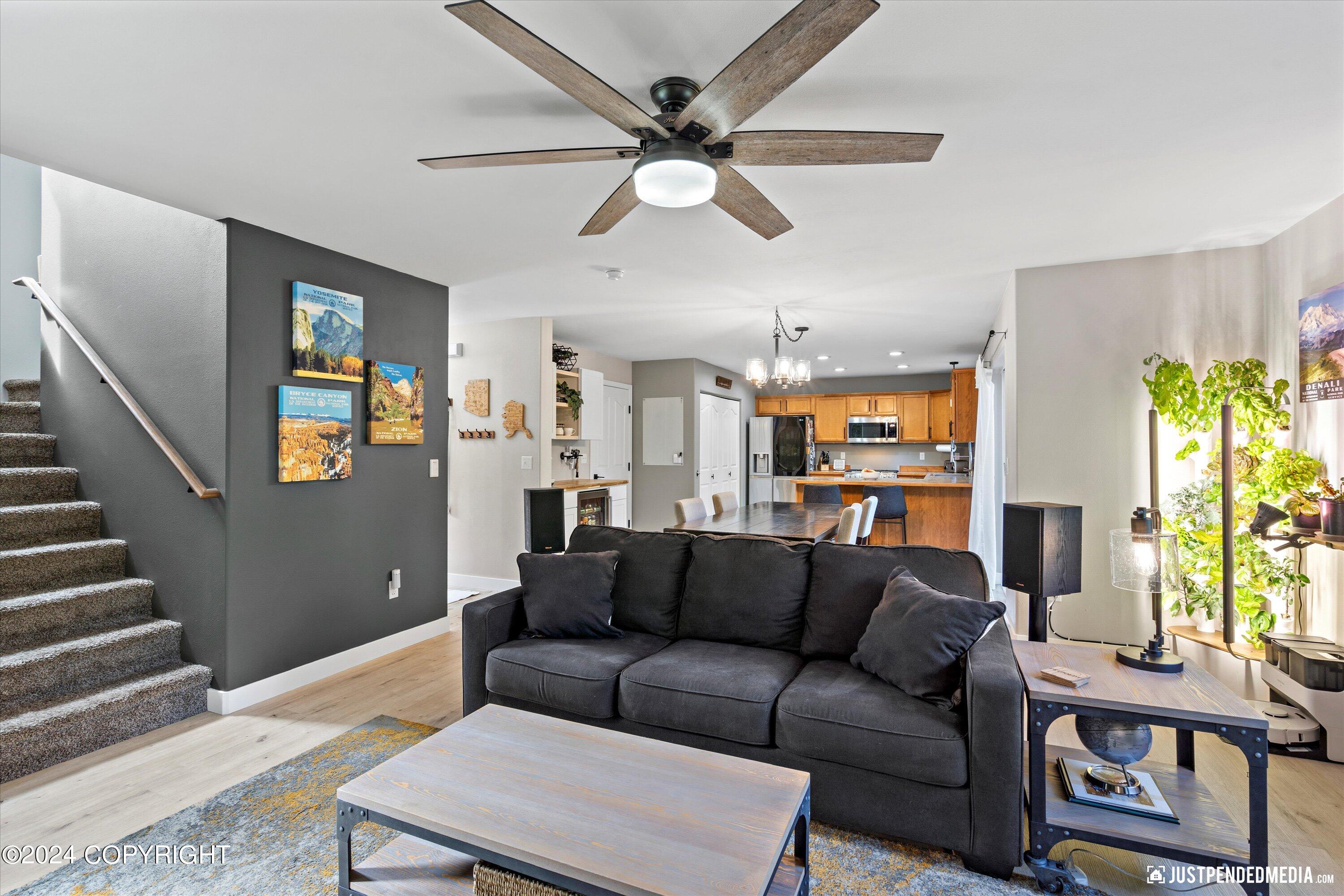 17405 S Juanita Loop