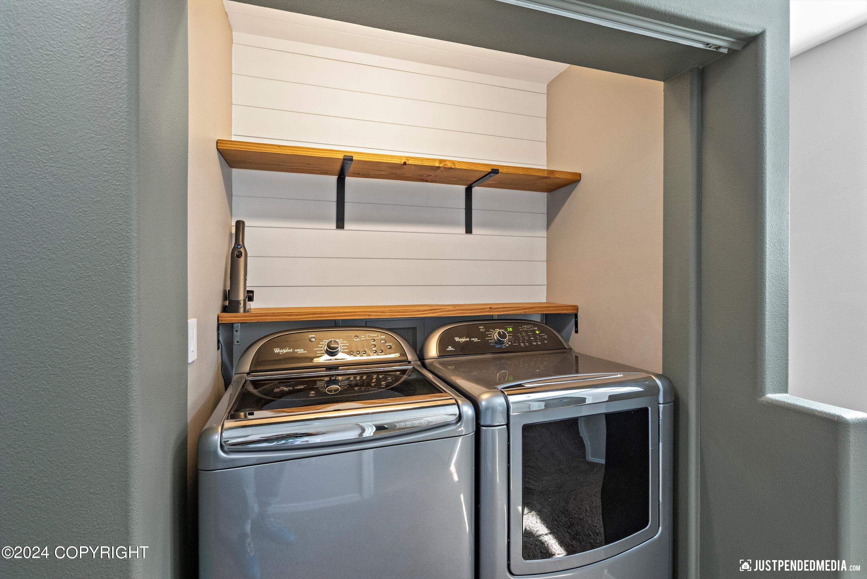 17405 S Juanita Loop