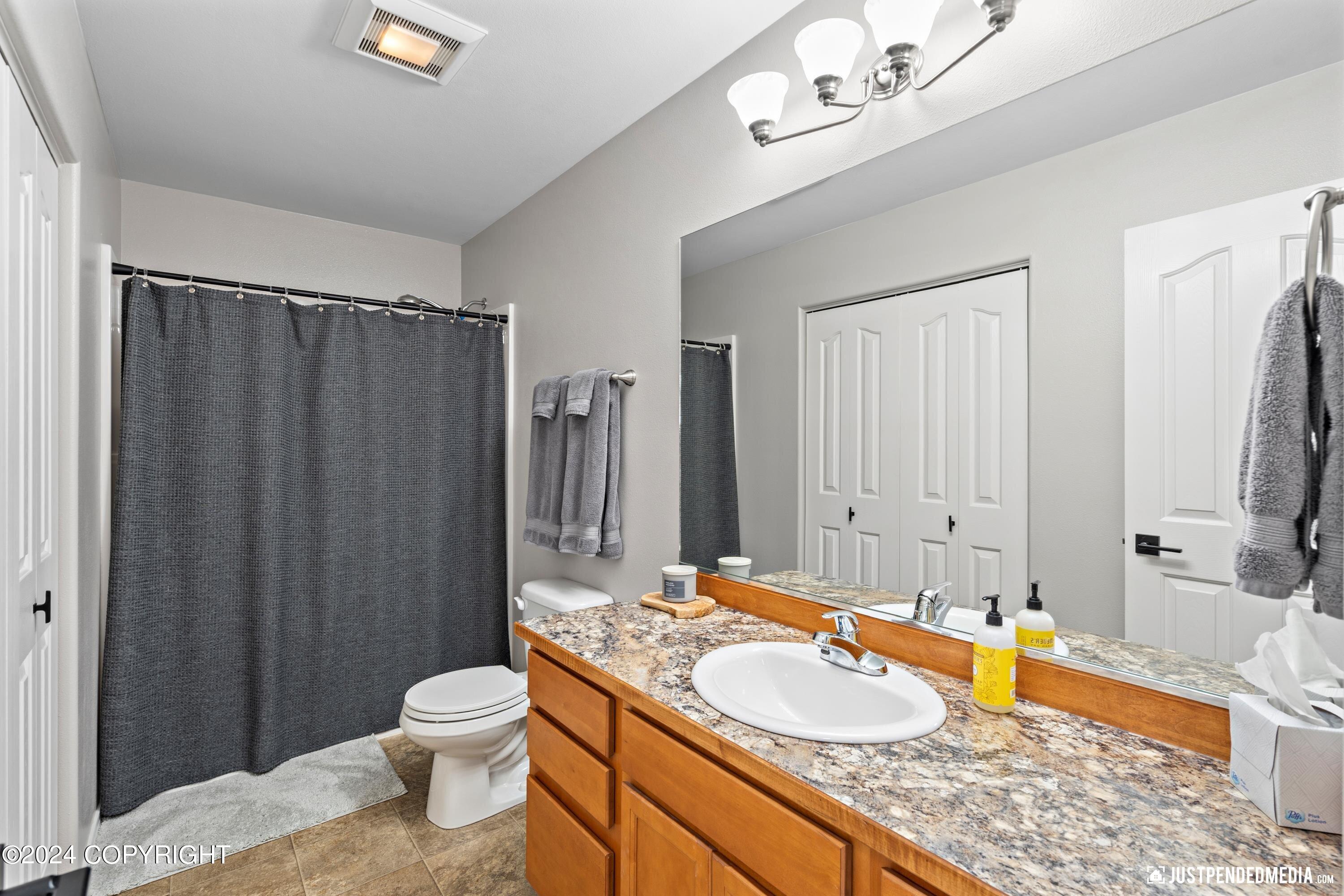 17405 S Juanita Loop