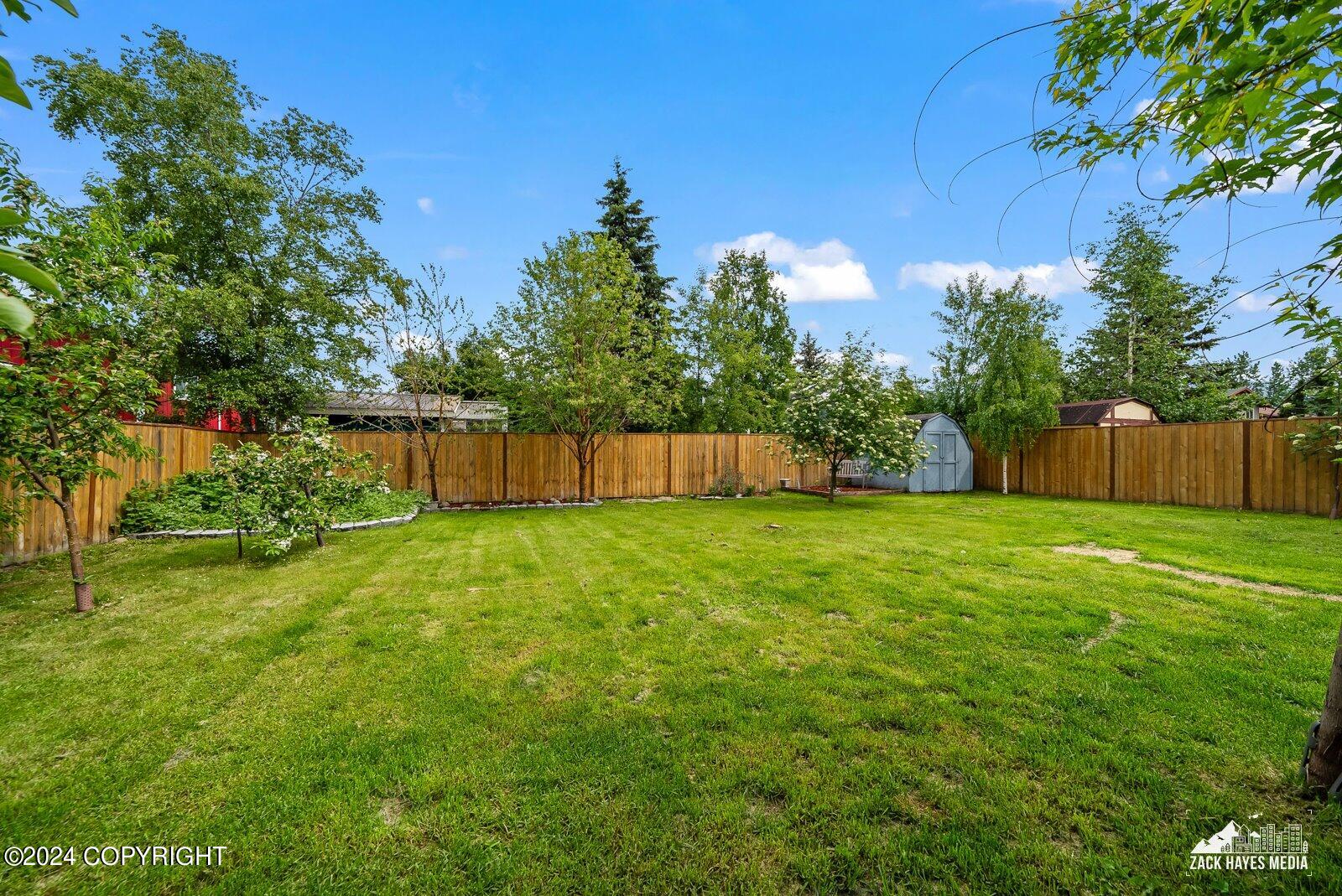 1911 E View Drive