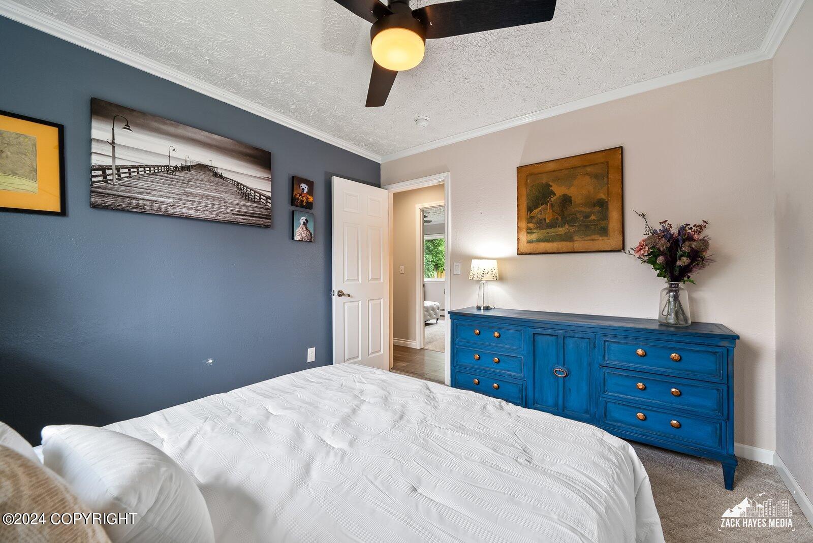 1911 E View Drive