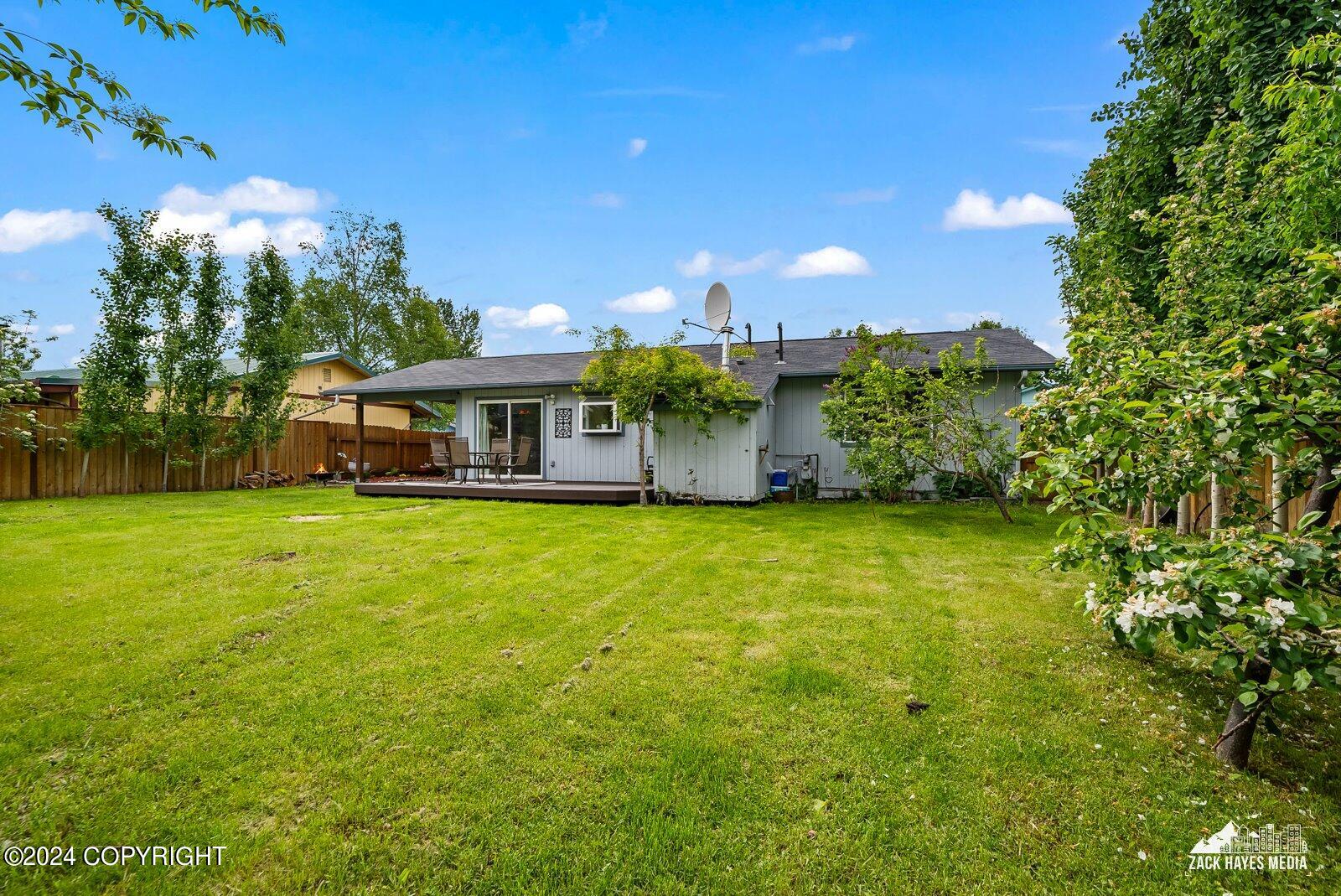 1911 E View Drive