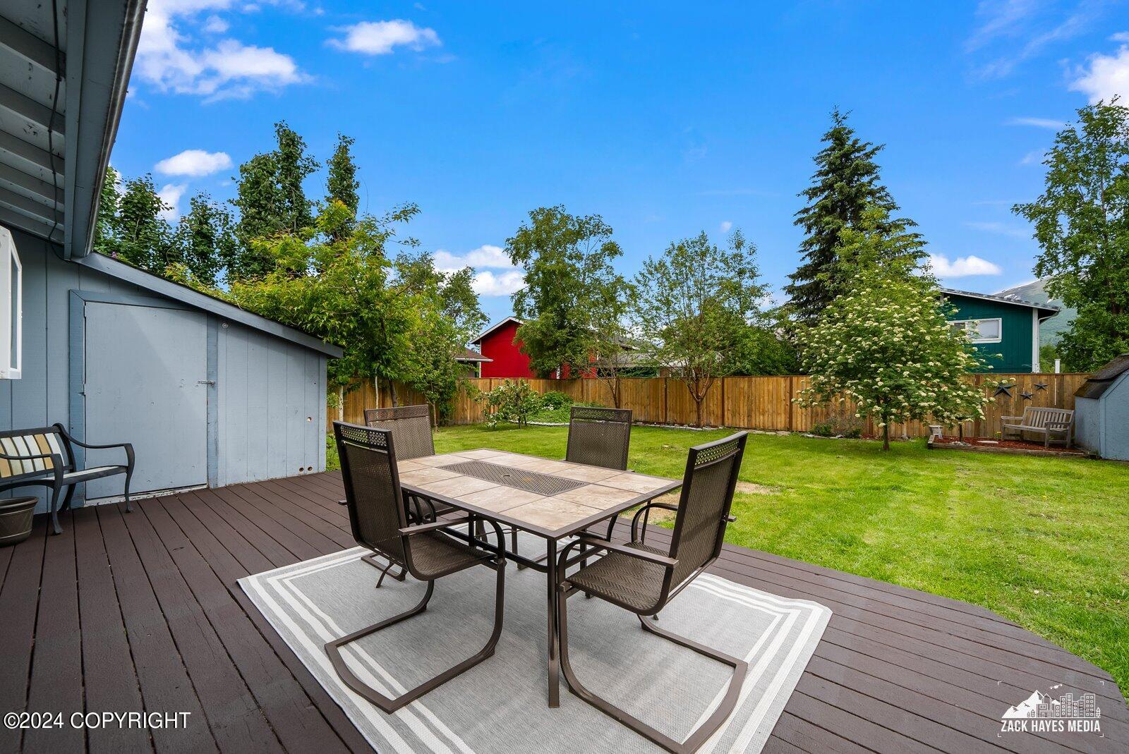 1911 E View Drive