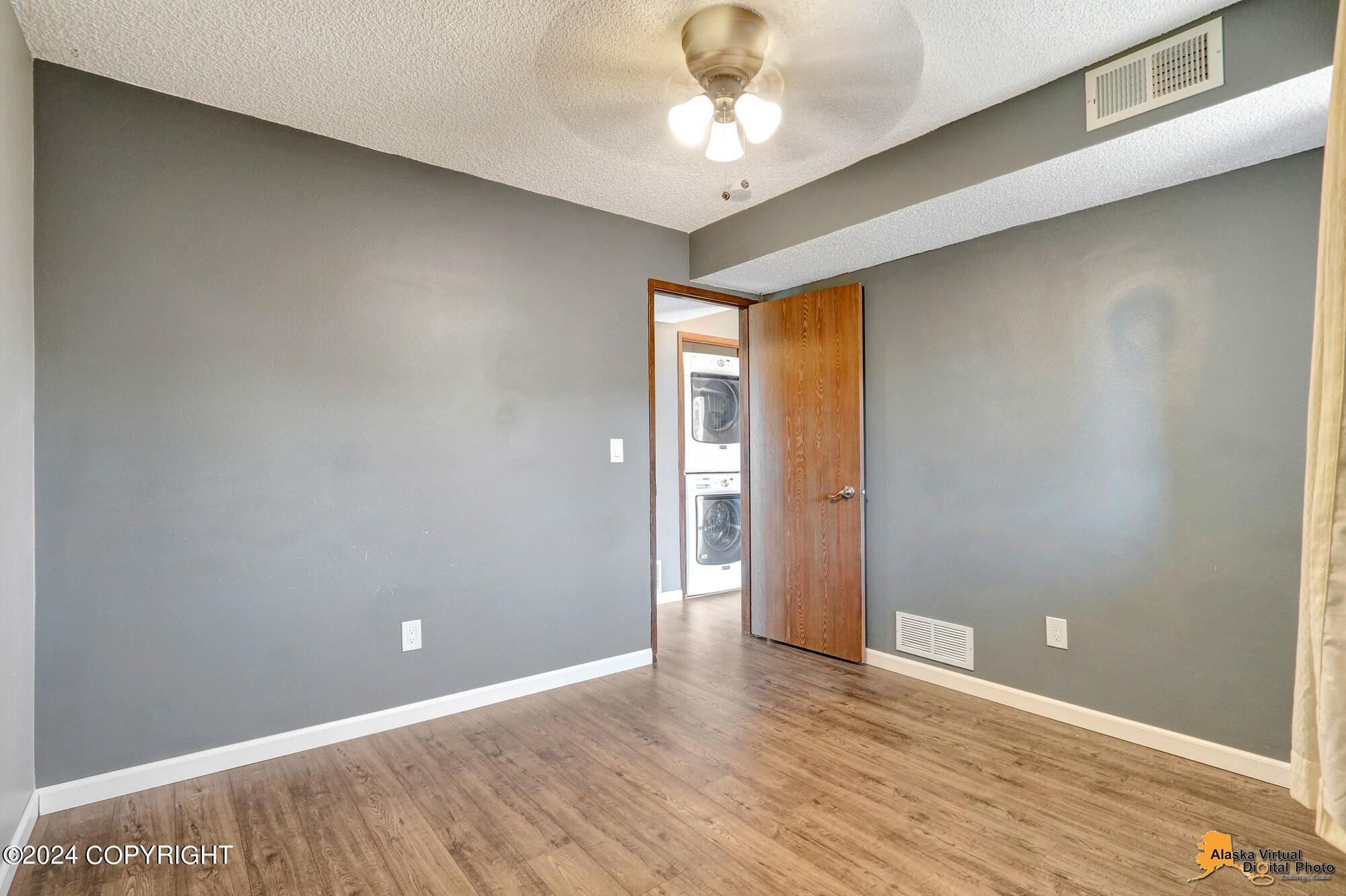 2210 Sentry Drive # 22 Unit: B-22