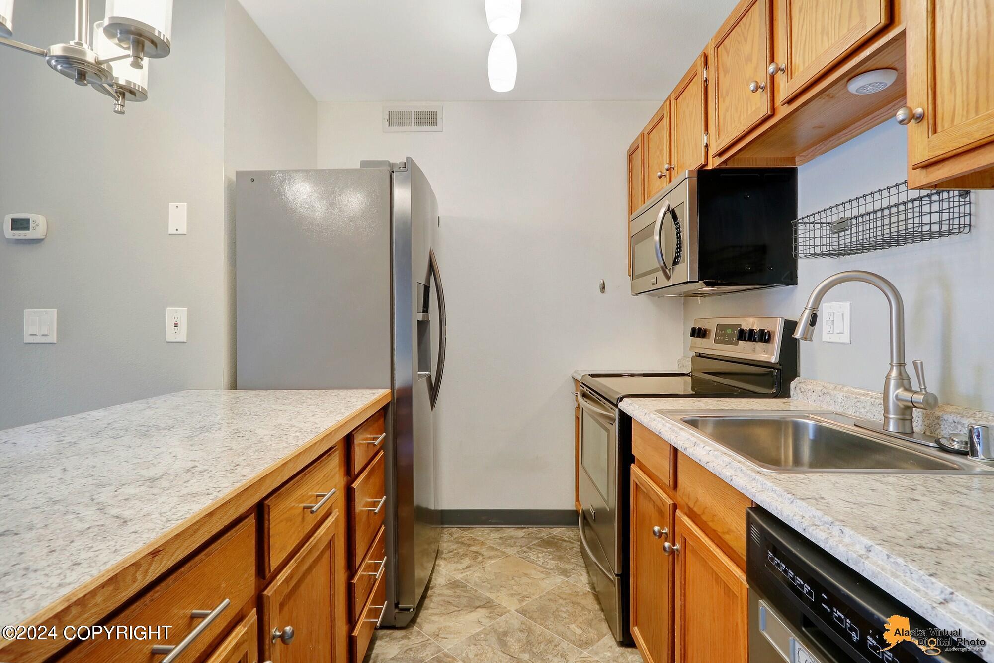 2210 Sentry Drive # 22 Unit: B-22