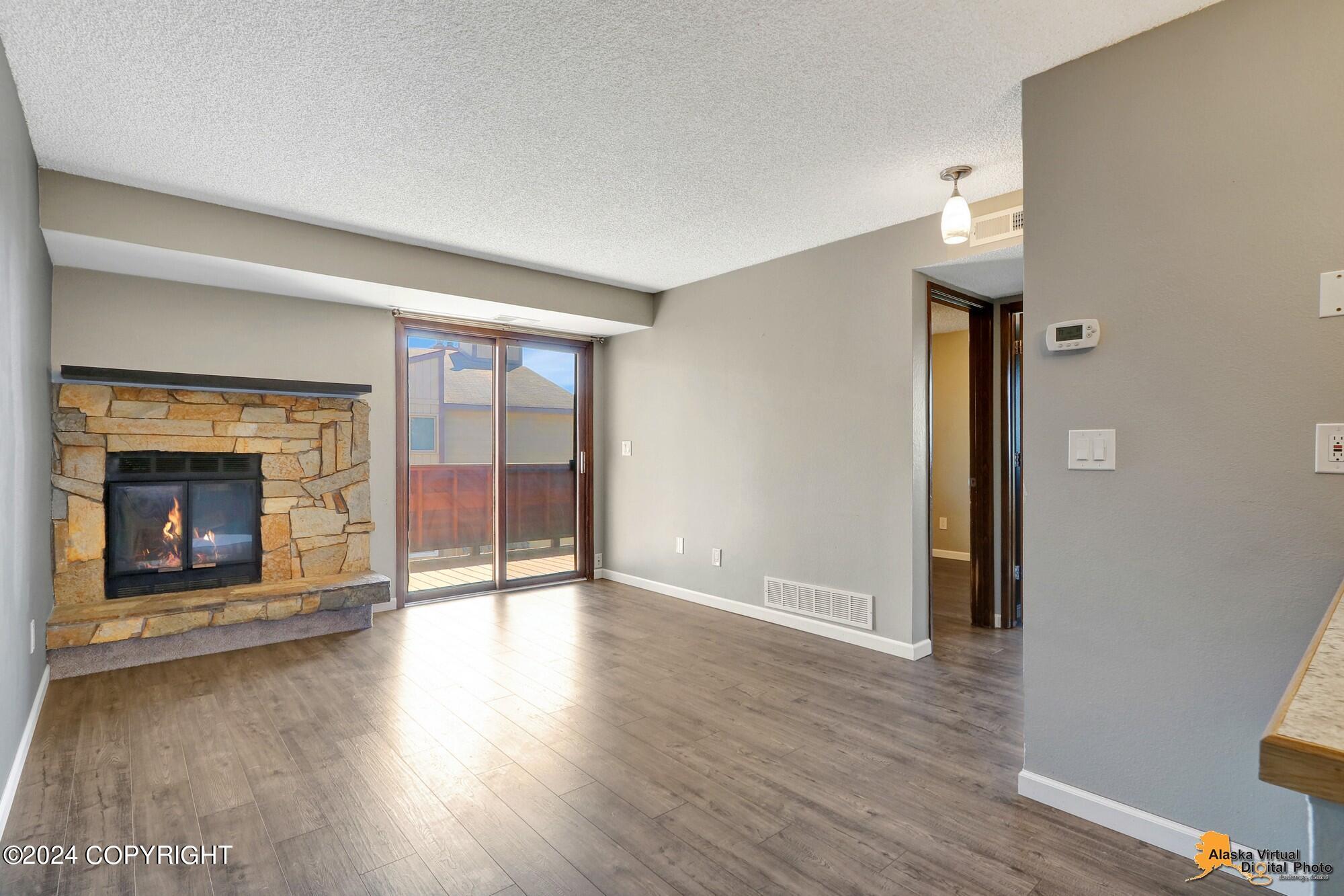 2210 Sentry Drive # 22 Unit: B-22