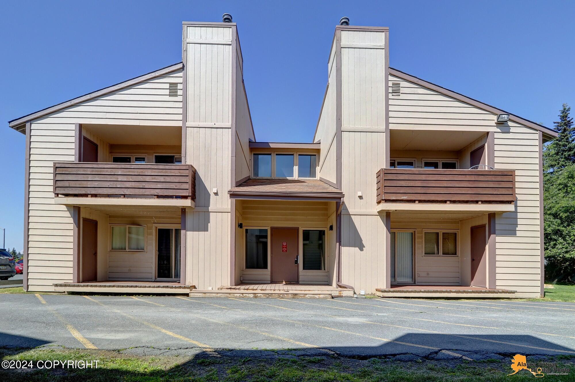 2210 Sentry Drive # 22 Unit: B-22