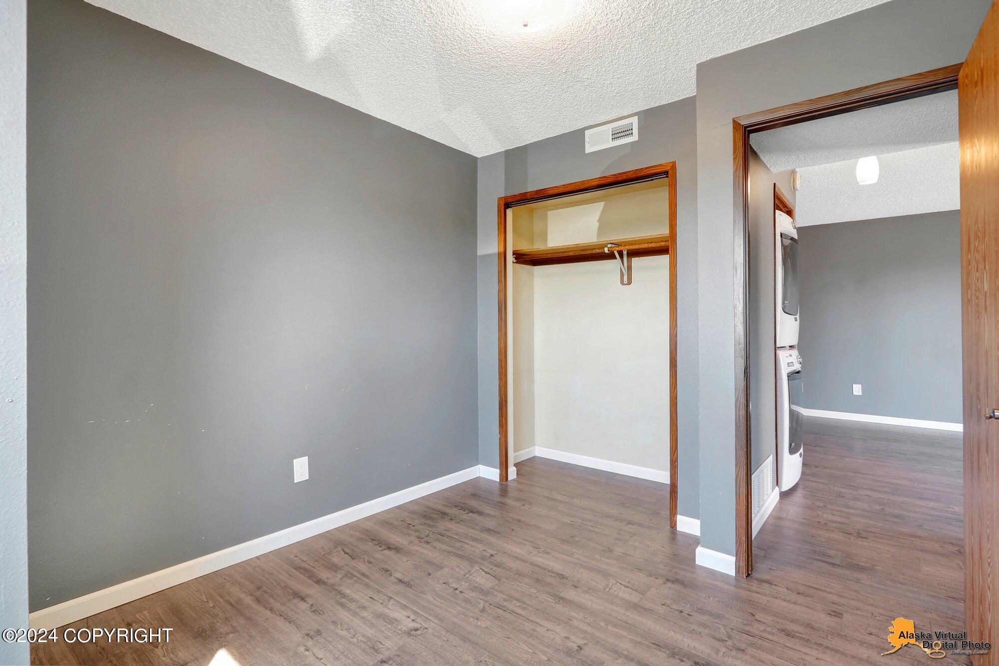 2210 Sentry Drive # 22 Unit: B-22