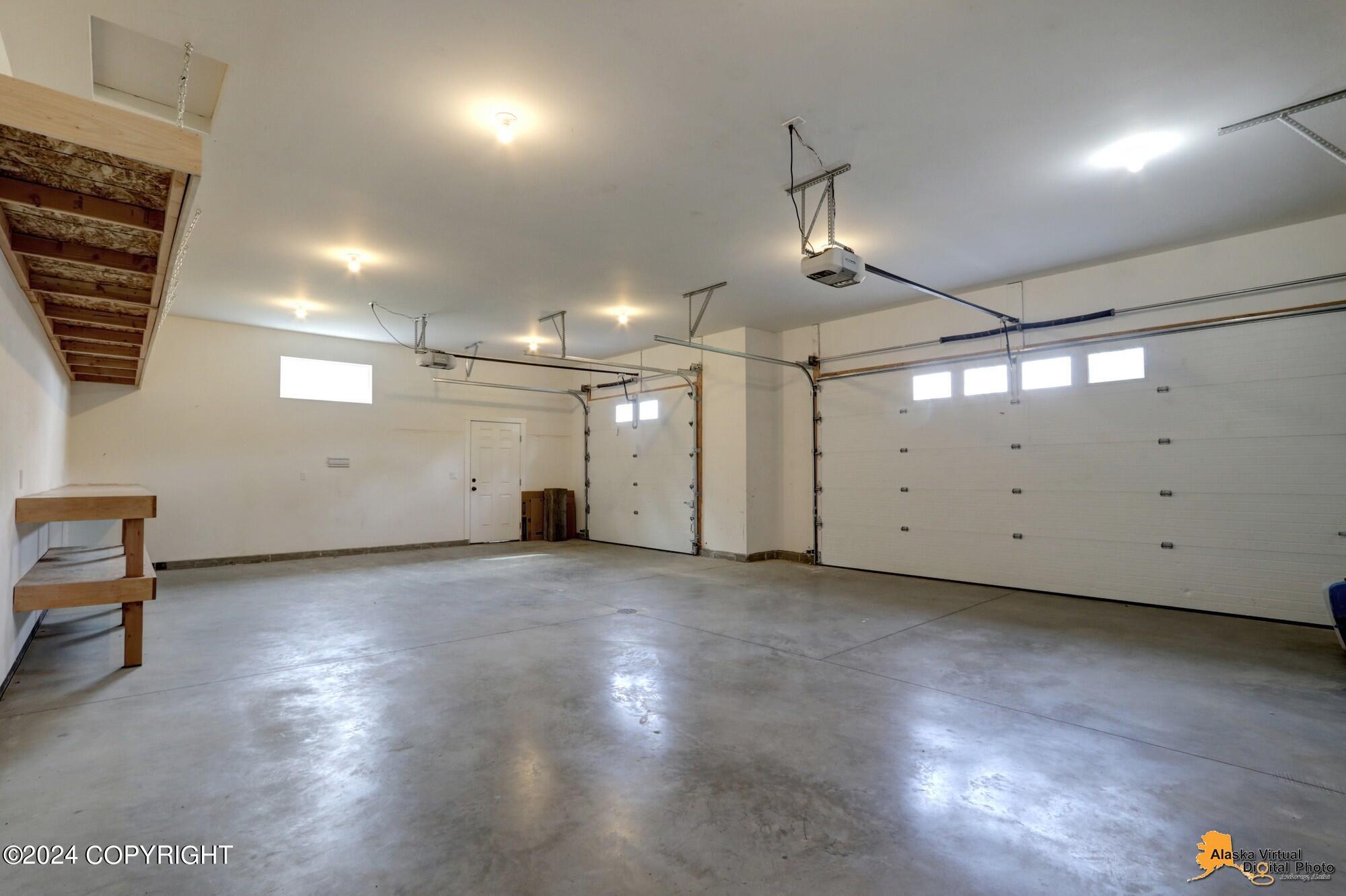 6623 W Creeksedge Drive